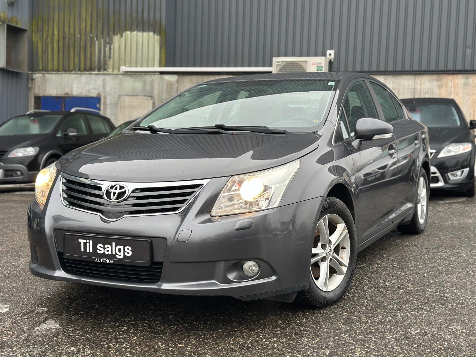 Brukt Toyota Avensis 1.6