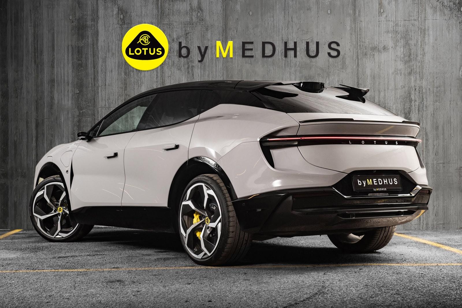 Brugt Lotus Eletre 