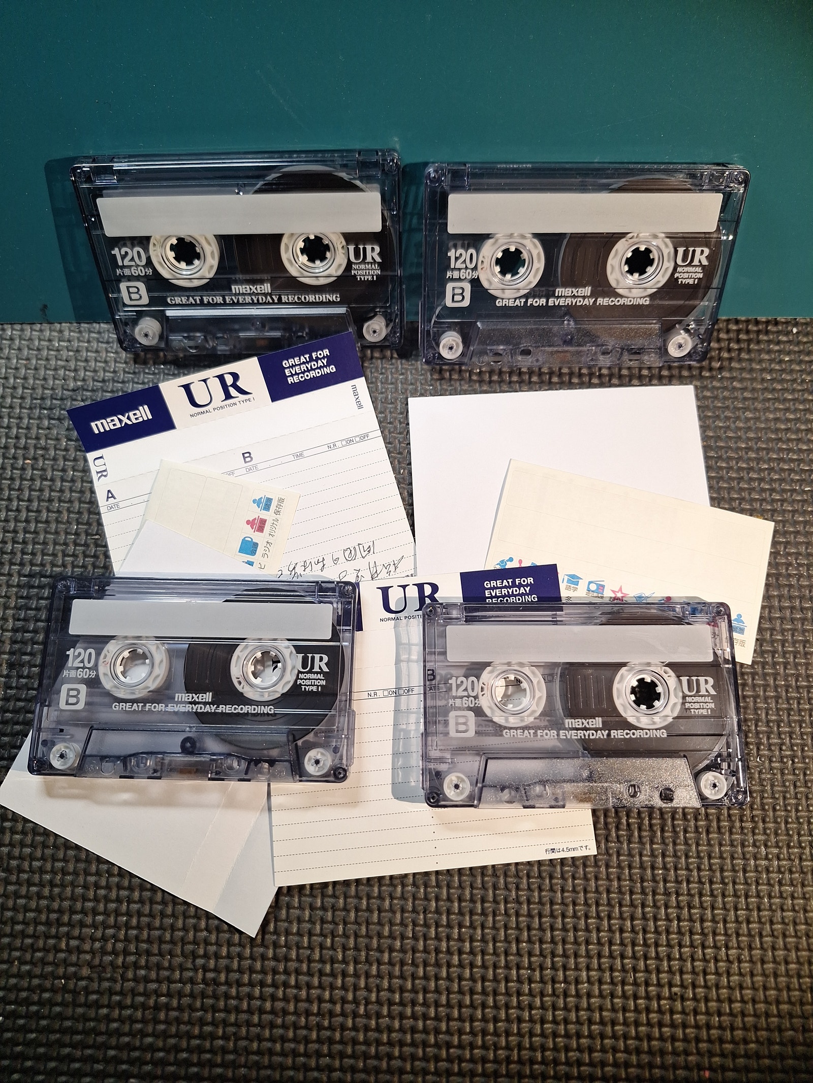 maxell UR 120 & TDK WIS 120 セット Kassetter Maxell UR 120 imponert fra Japan | FINN-torget