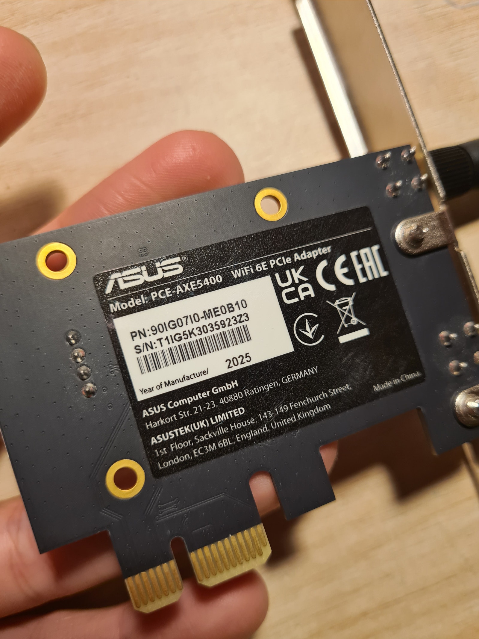 Adaptateur Wi-Fi Asus PCE-AXE5400 avec 2 antennes externes Noir - Clé Wifi et Bluetooth - Achat & prix