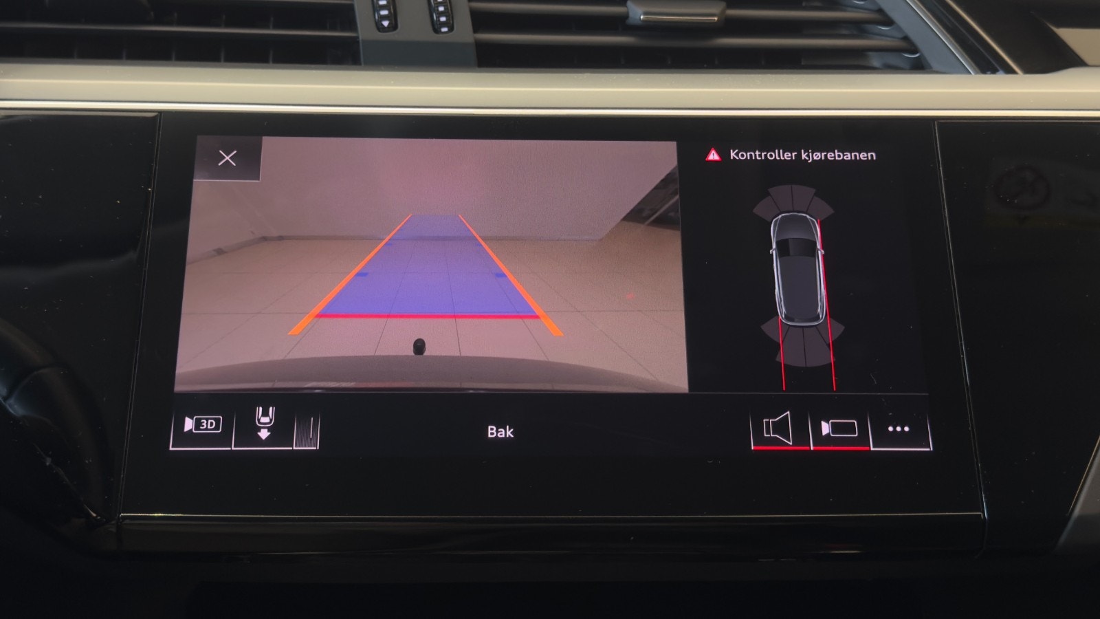 Hovedbilde av Audi e-tron