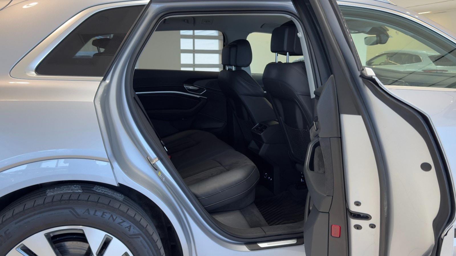 Hovedbilde av Audi e-tron