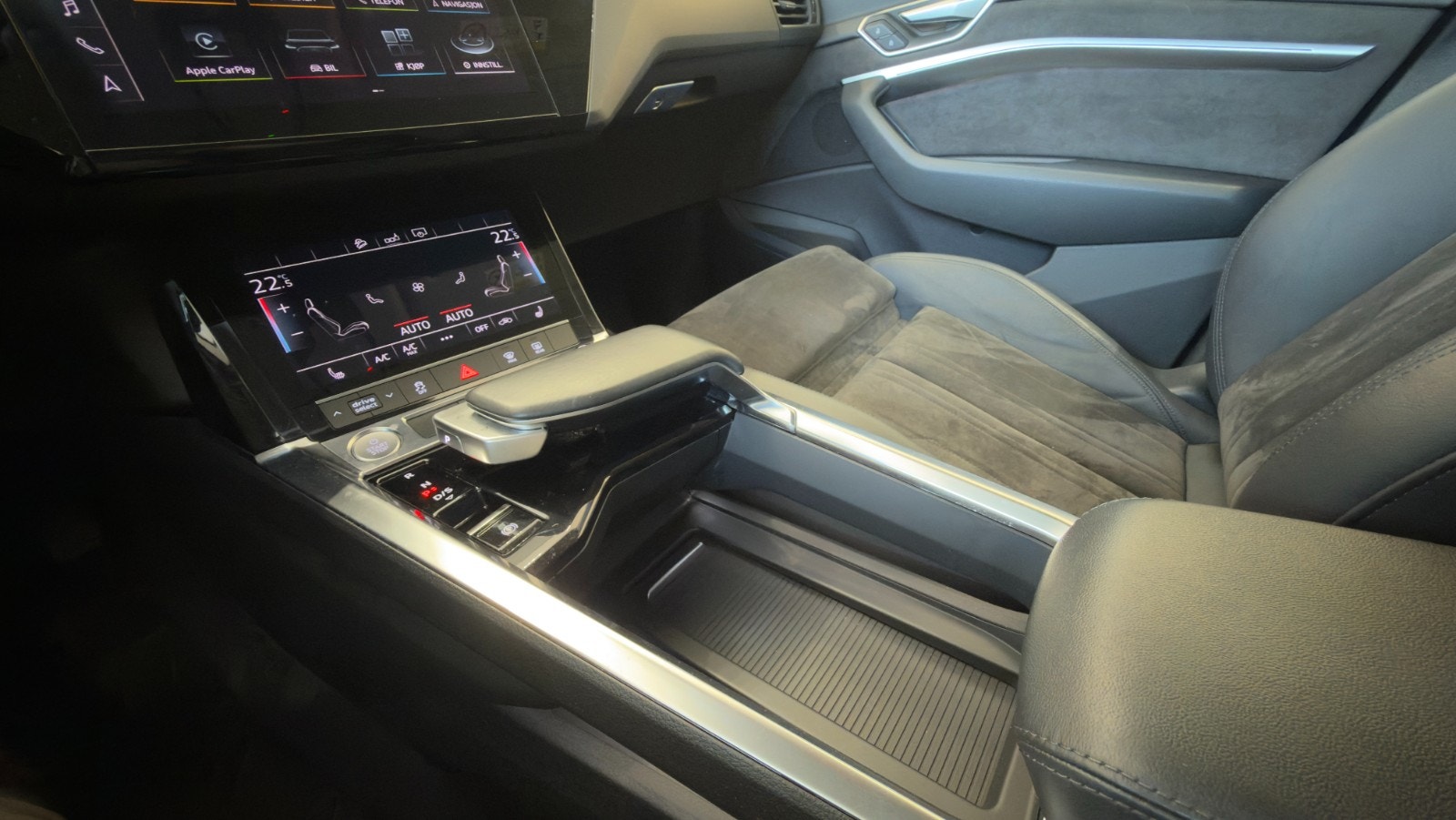 Hovedbilde av Audi e-tron