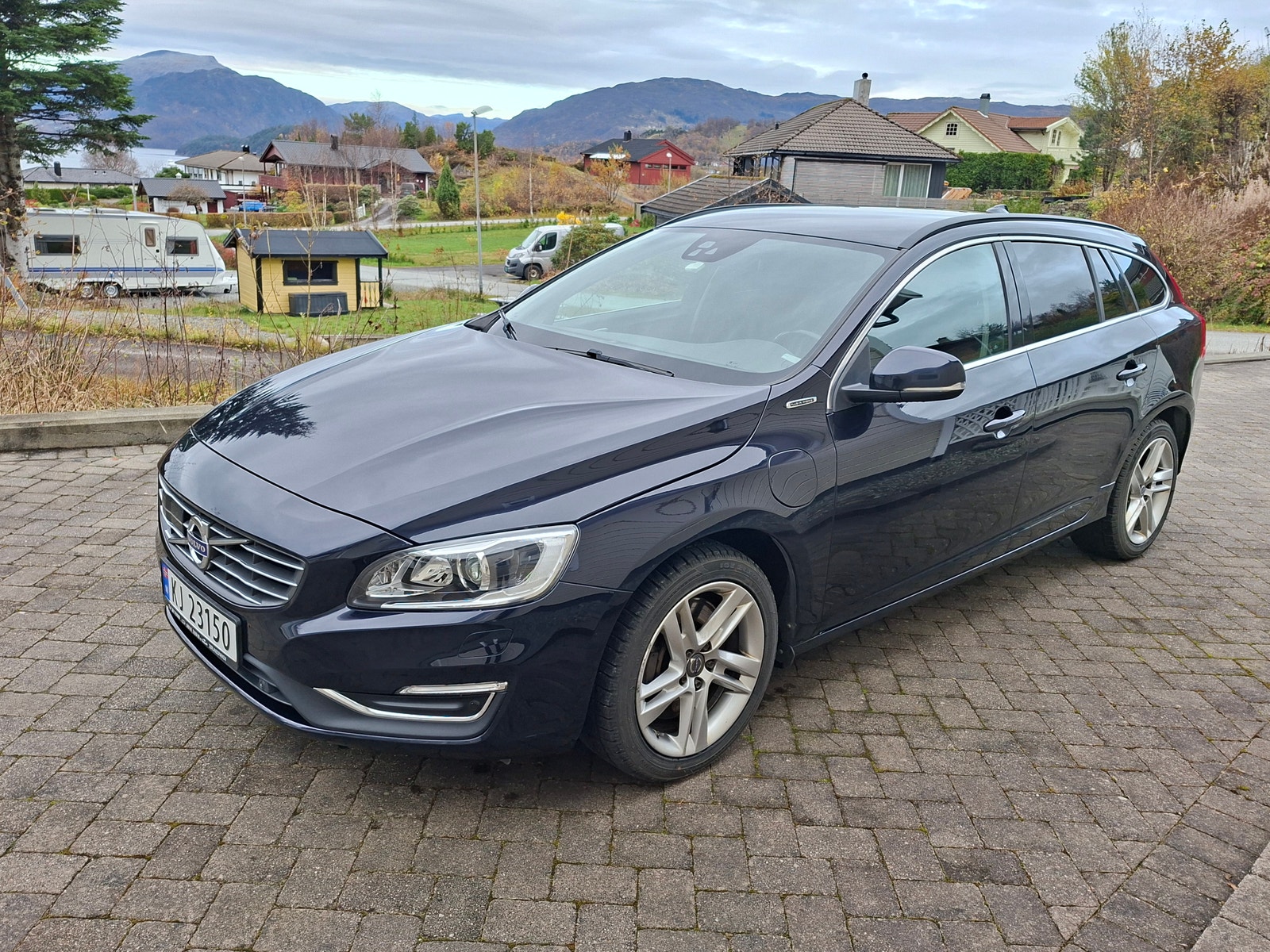Brugt Volvo V60 2.4