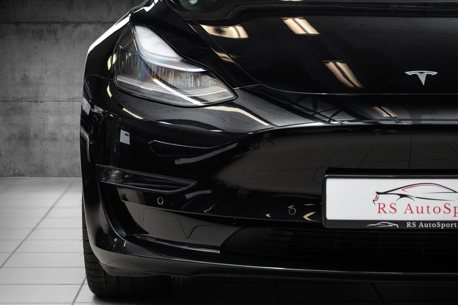 Hovedbilde av Tesla Model 3