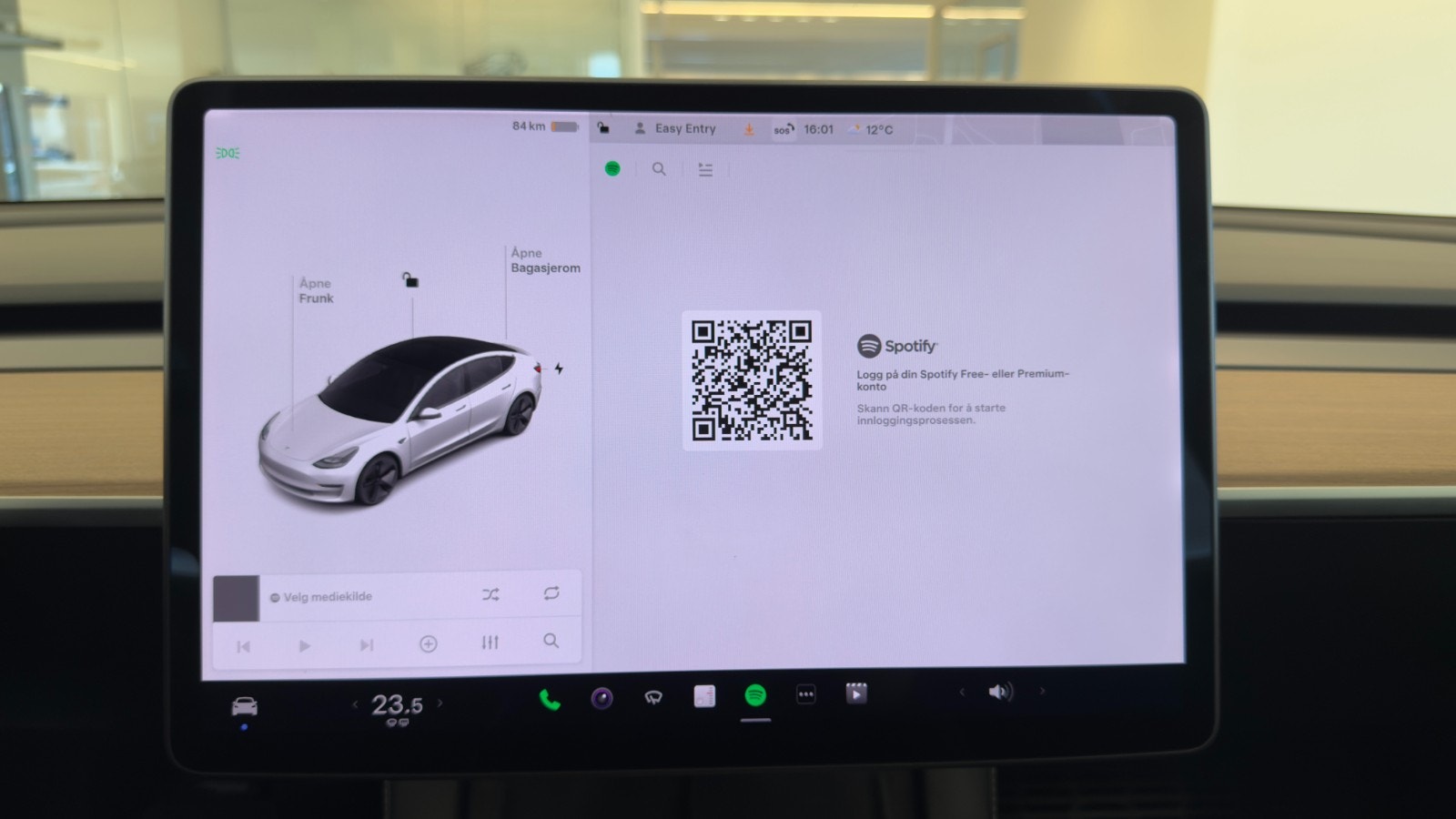Hovedbilde av Tesla Model 3