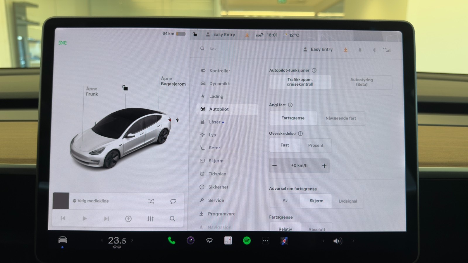 Hovedbilde av Tesla Model 3