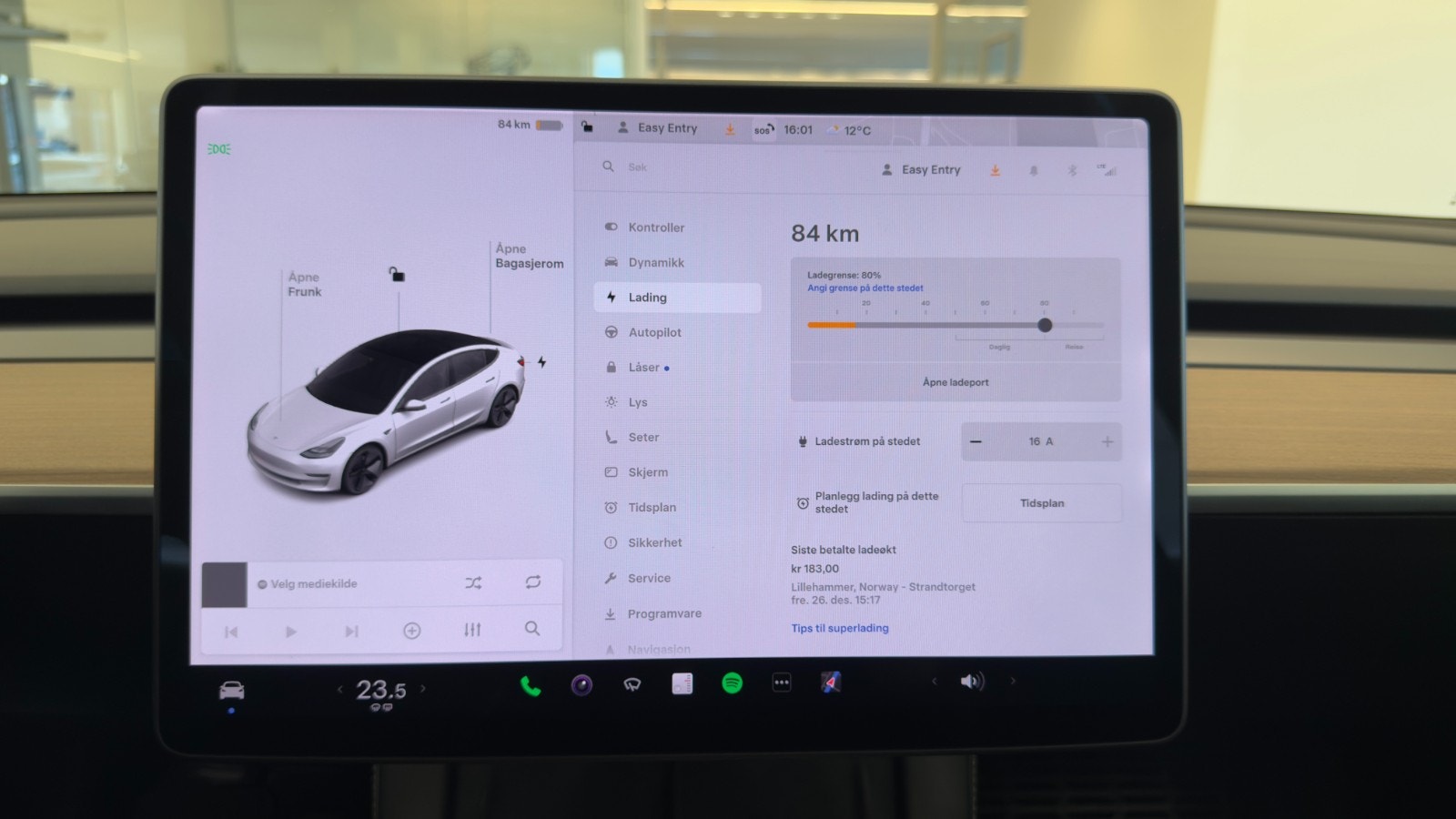 Hovedbilde av Tesla Model 3