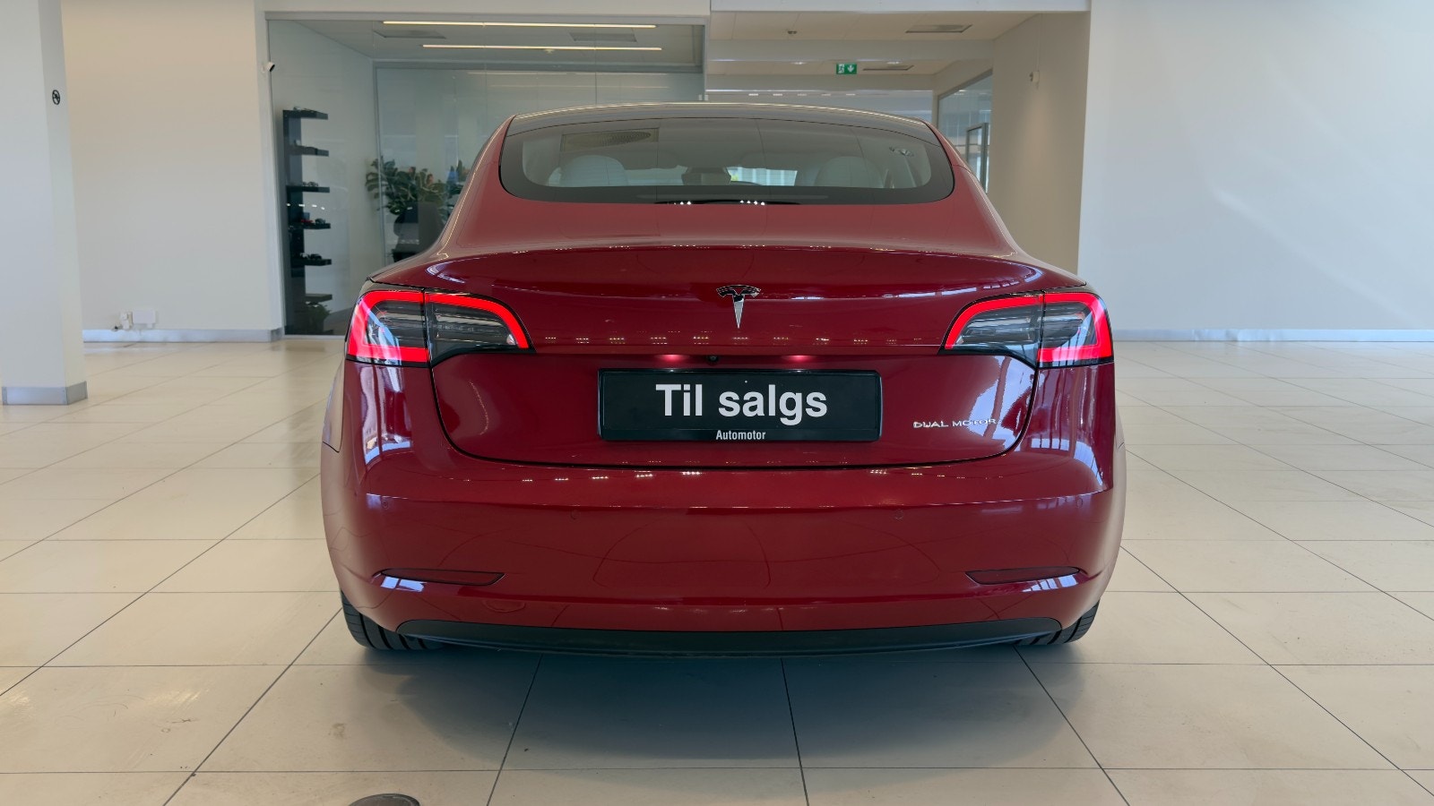 Hovedbilde av Tesla Model 3