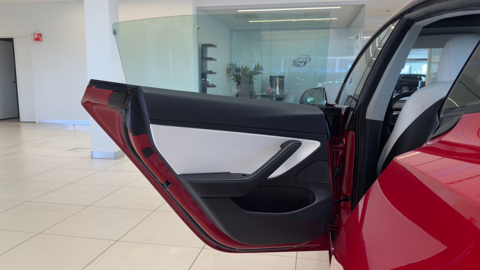 Hovedbilde av Tesla Model 3