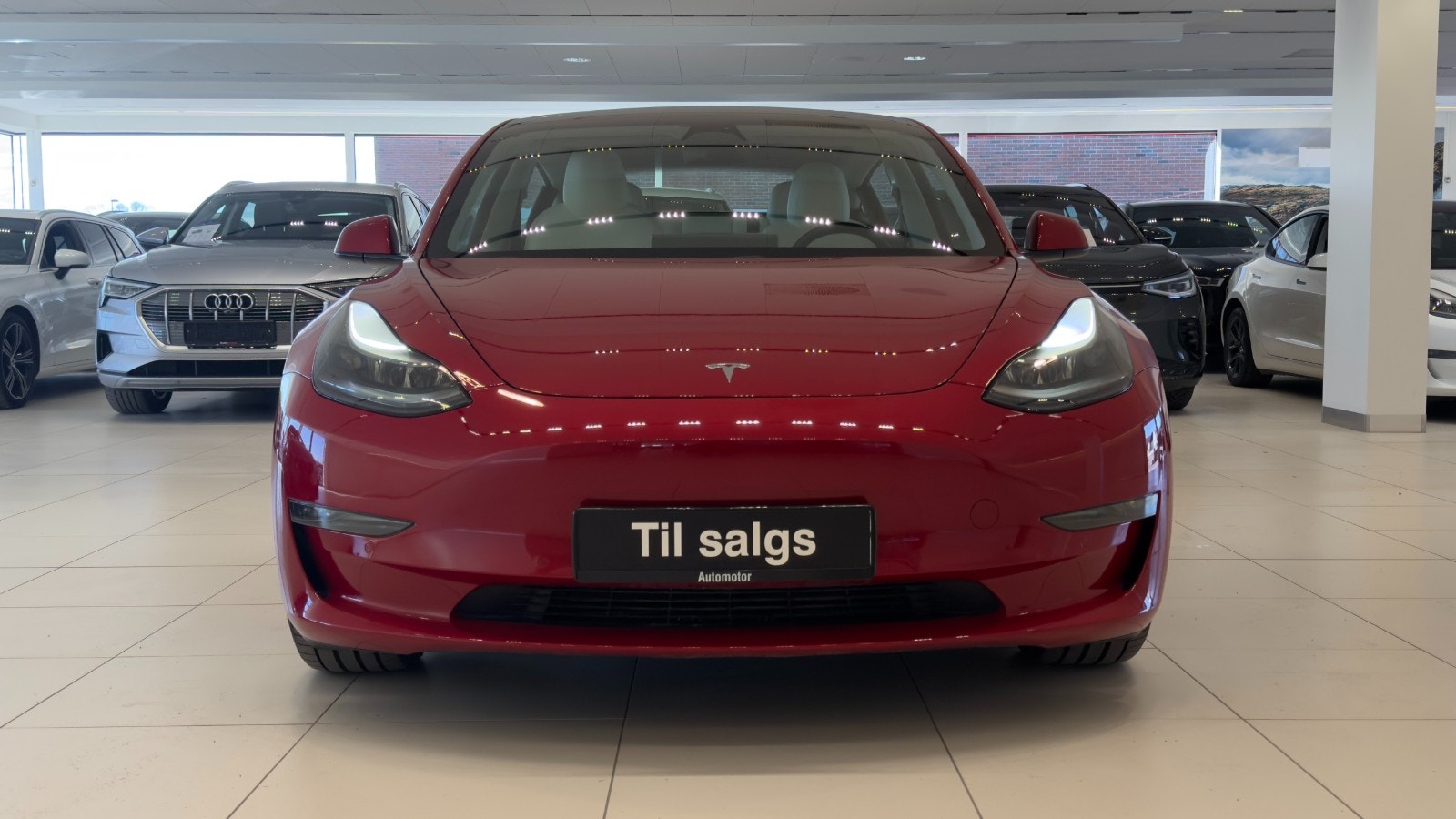 Hovedbilde av Tesla Model 3