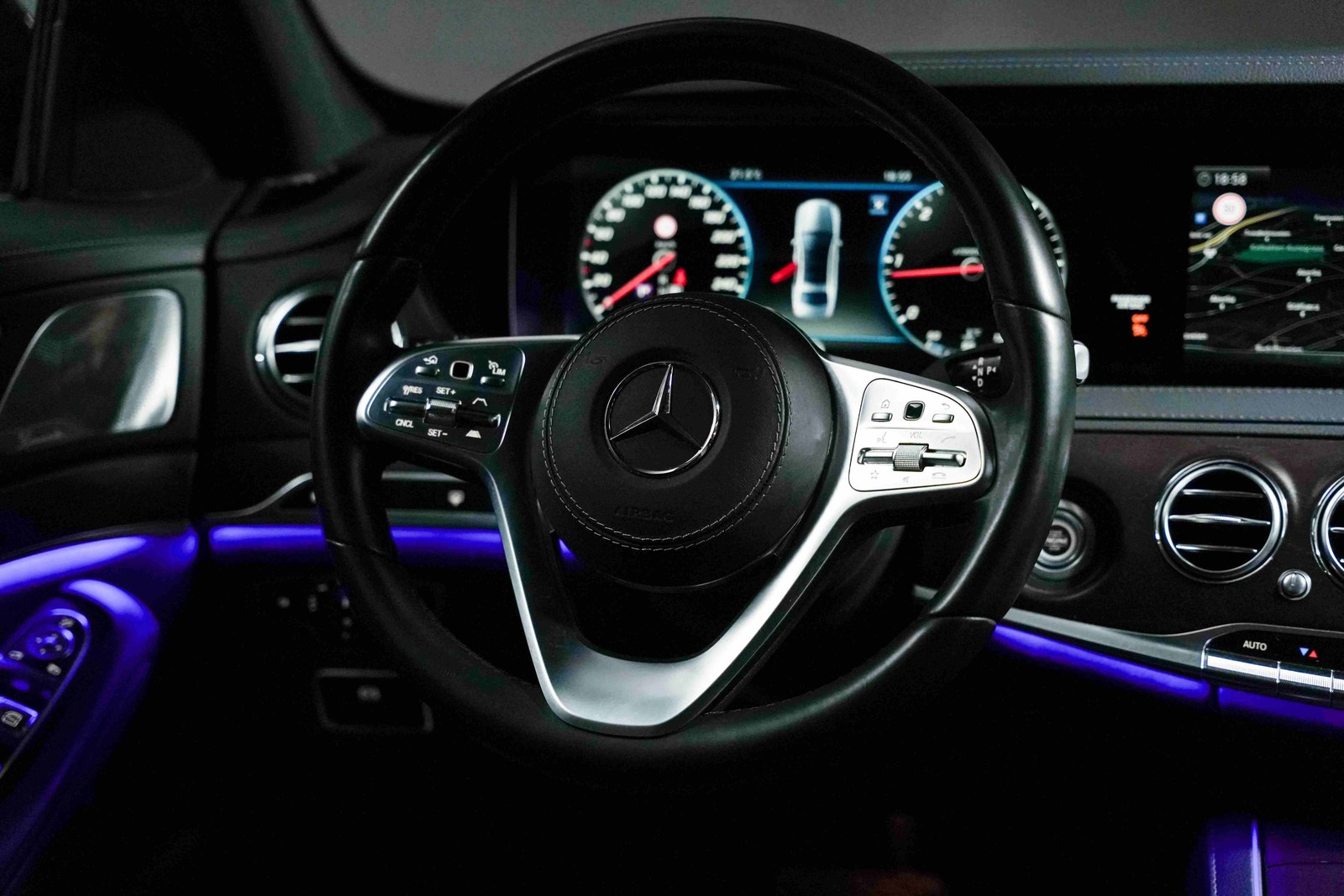 Hovedbilde av Mercedes-Benz S-Klasse