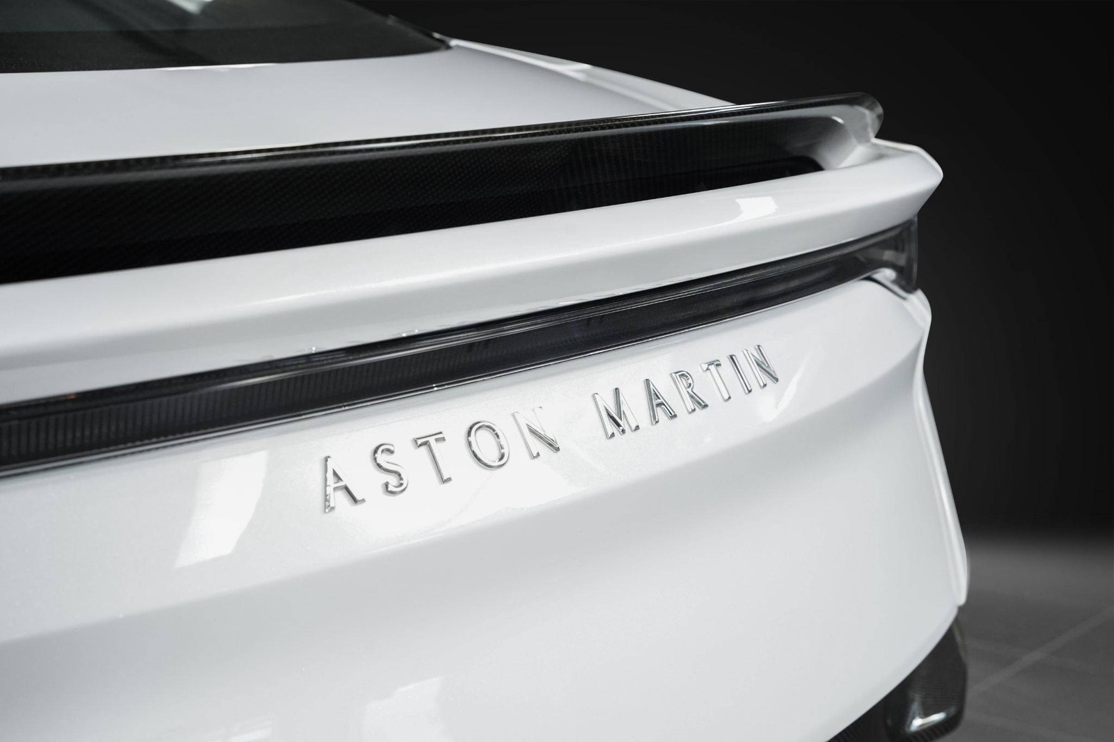 Hovedbilde av Aston Martin DBS Superleggera