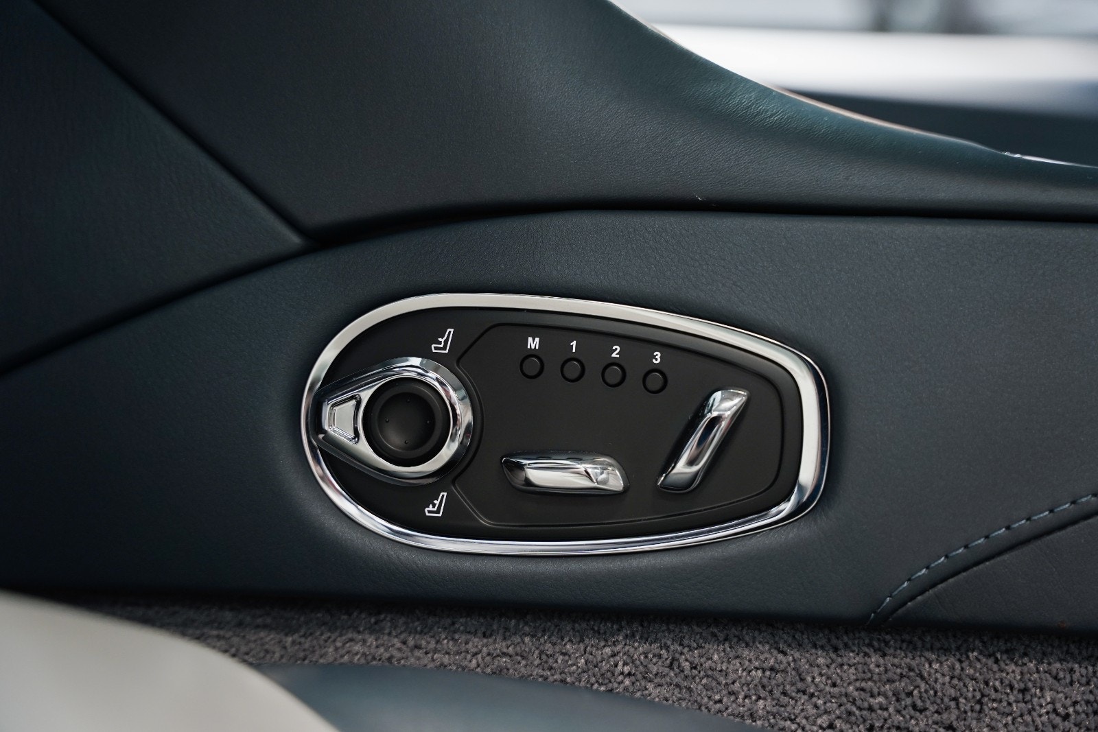 Hovedbilde av Aston Martin DBS Superleggera