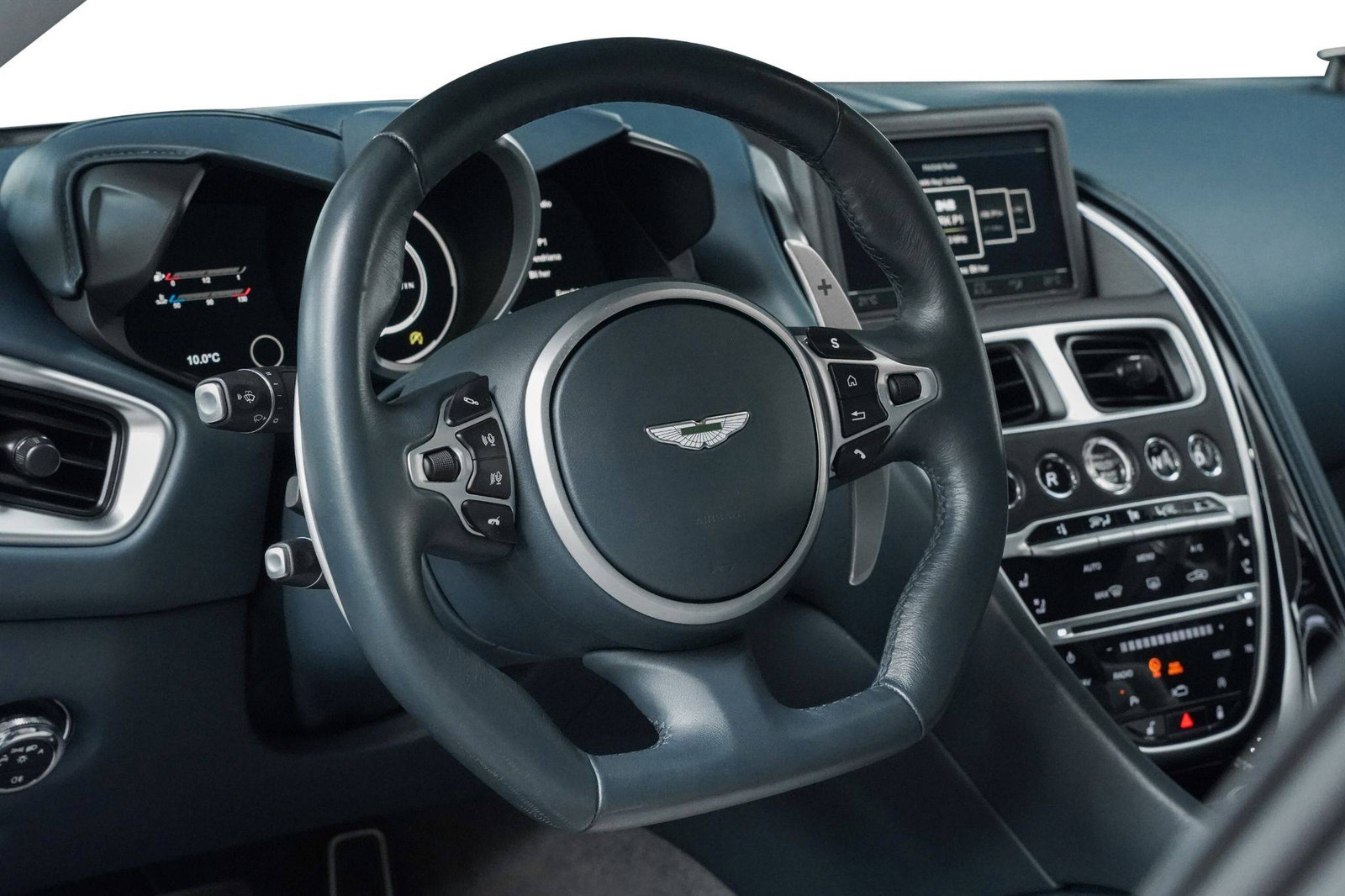 Hovedbilde av Aston Martin DBS Superleggera