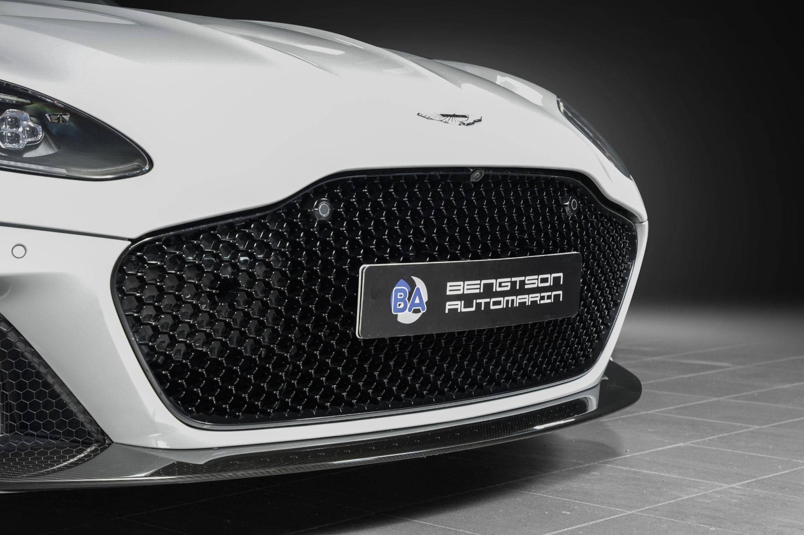 Hovedbilde av Aston Martin DBS Superleggera