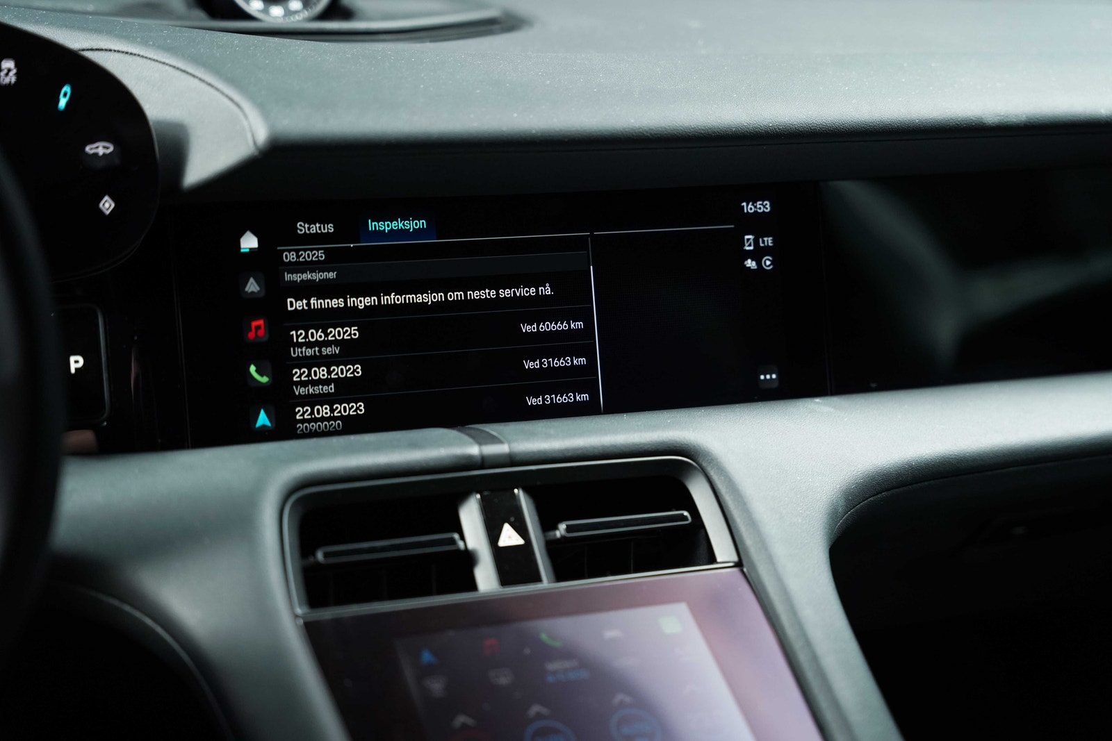 Hovedbilde av Porsche Taycan Cross Turismo