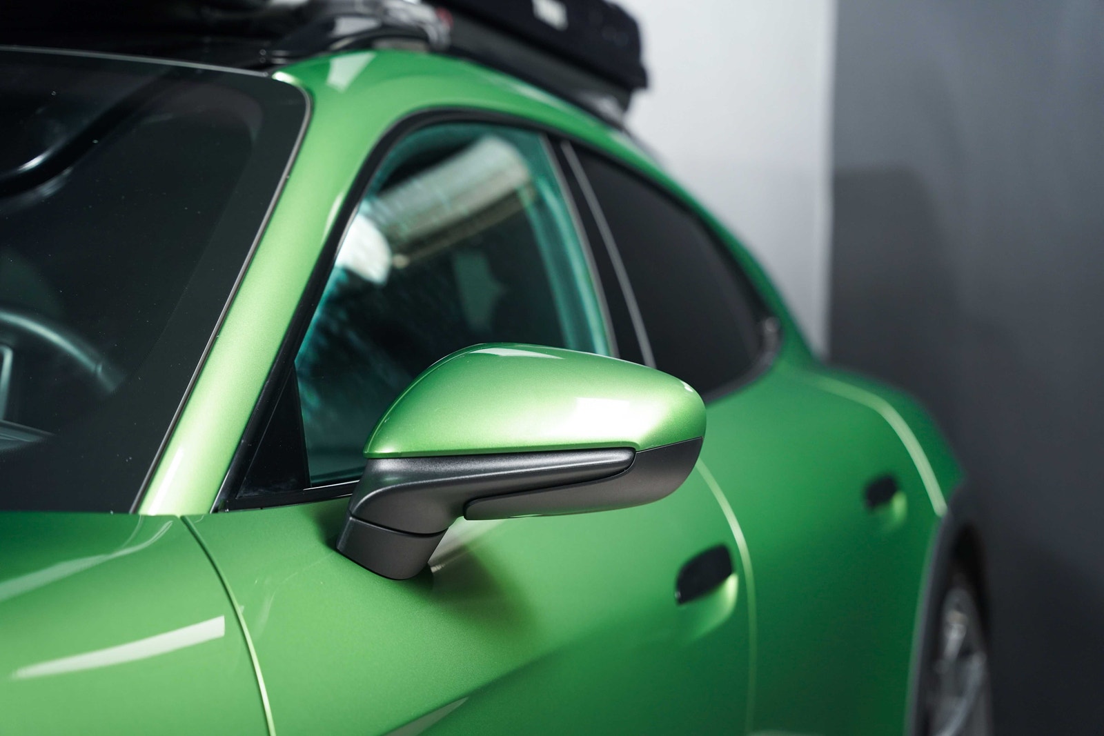 Hovedbilde av Porsche Taycan Cross Turismo