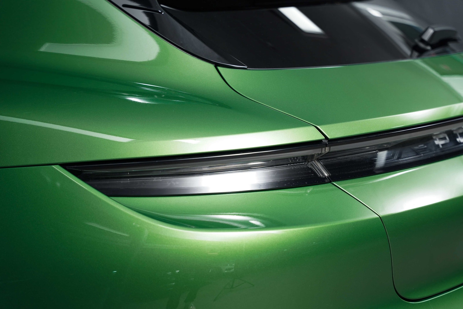 Hovedbilde av Porsche Taycan Cross Turismo