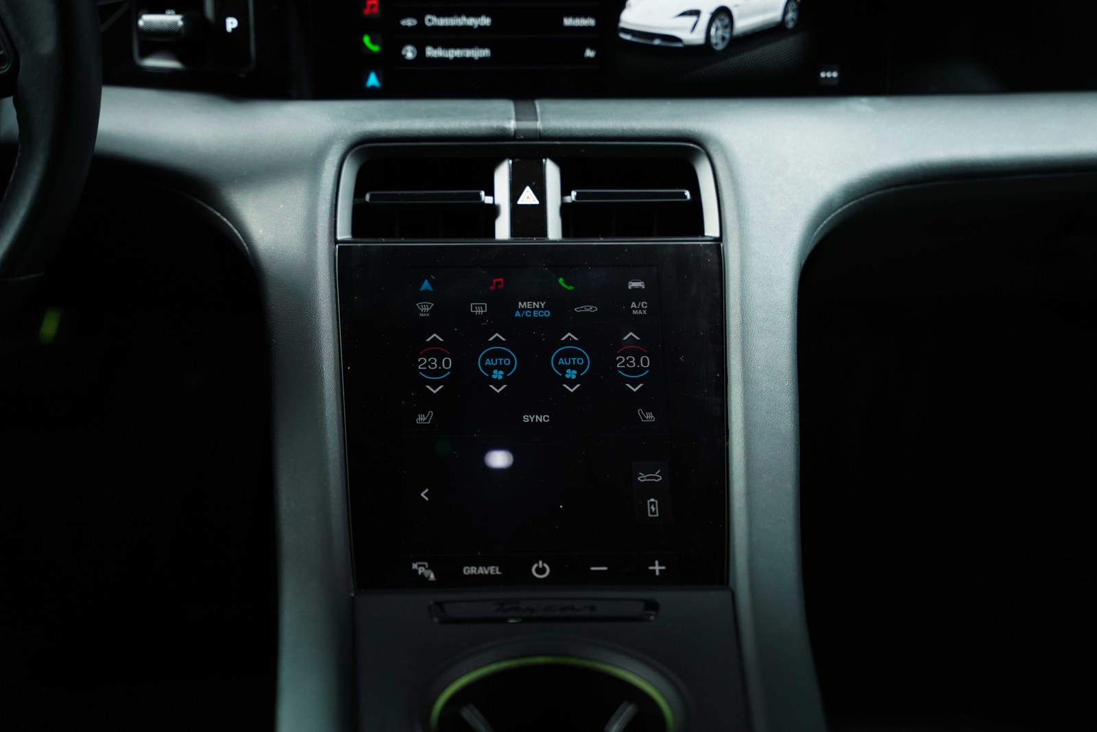 Hovedbilde av Porsche Taycan Cross Turismo