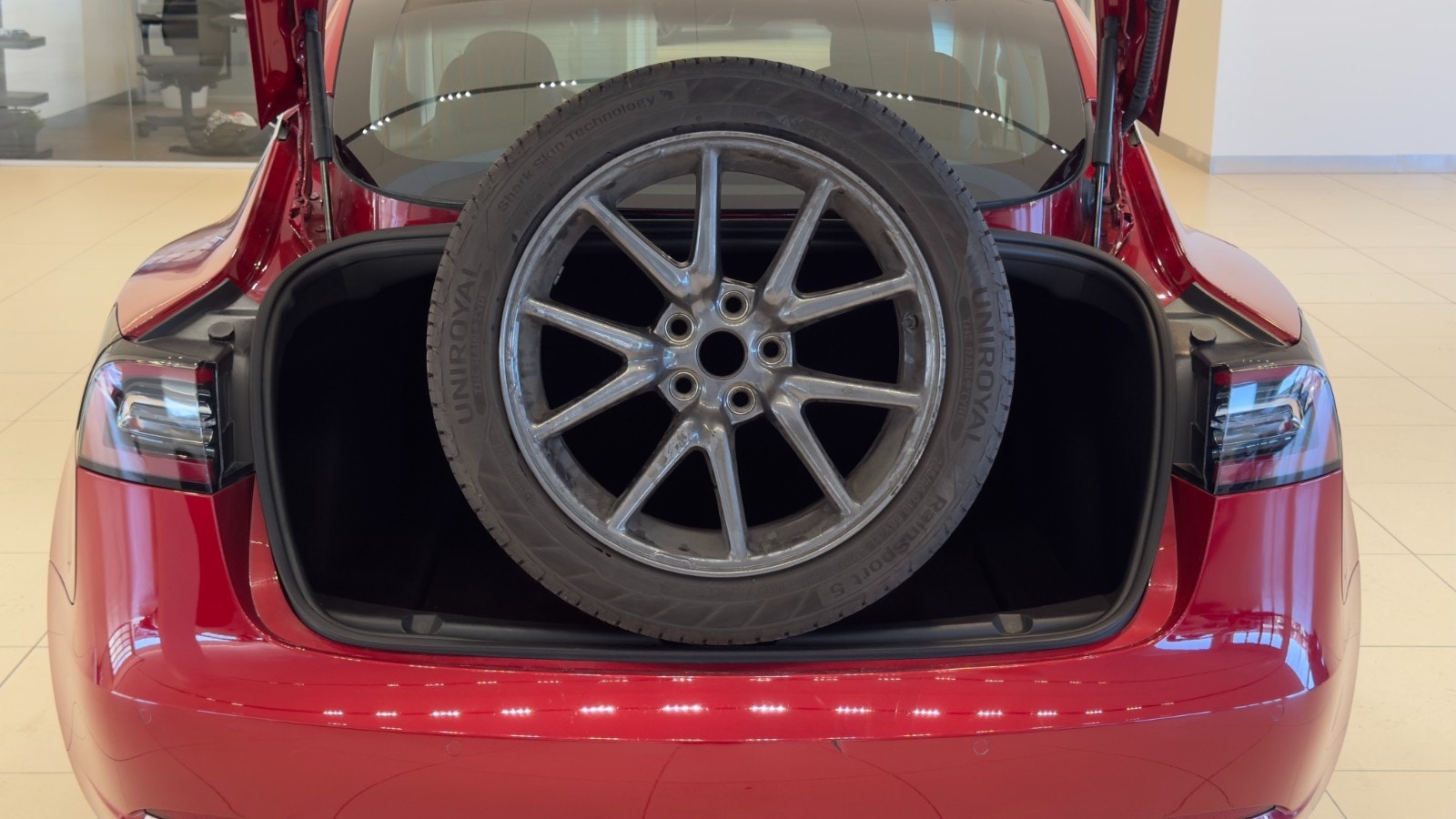 Hovedbilde av Tesla Model 3