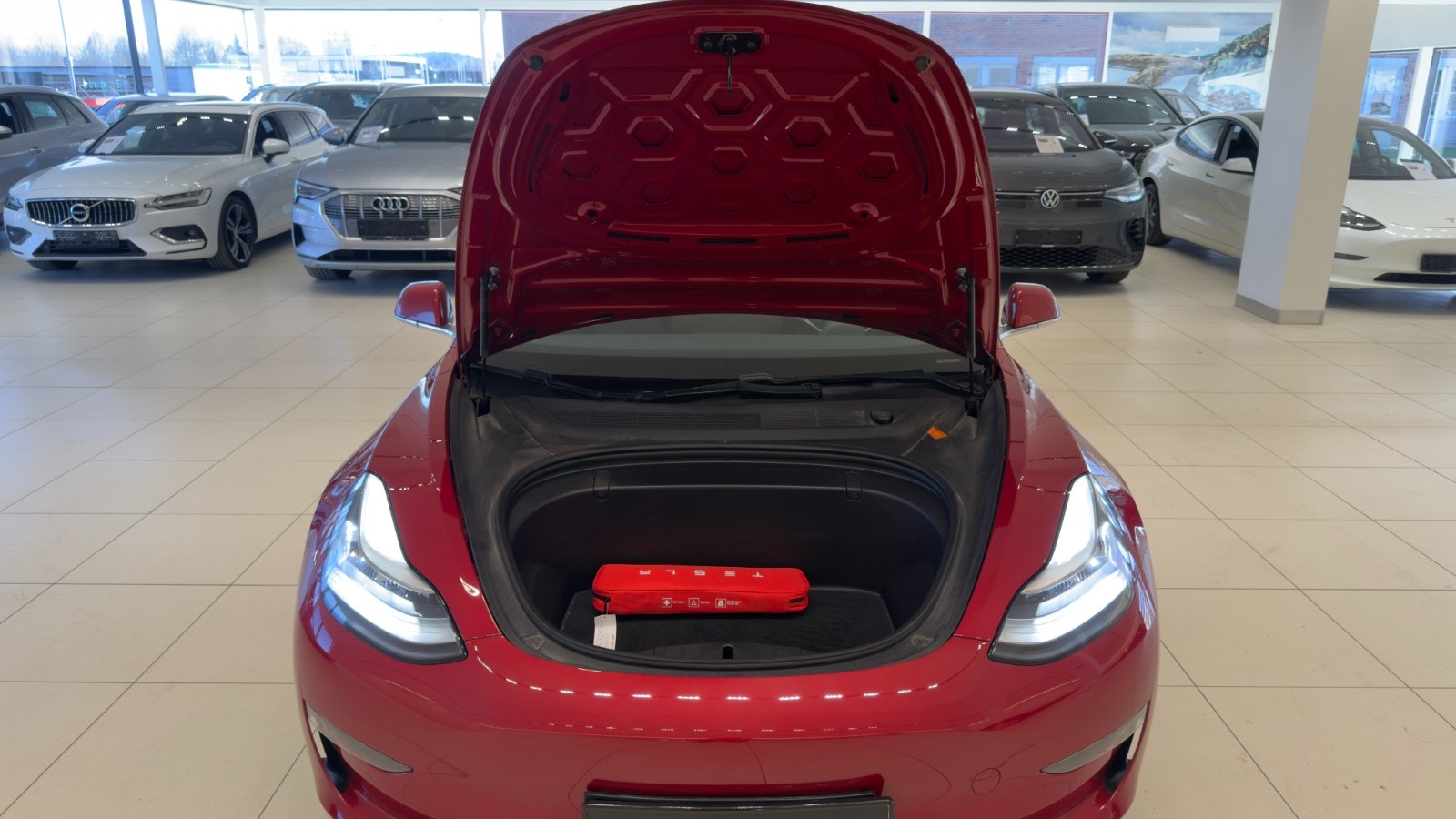Hovedbilde av Tesla Model 3