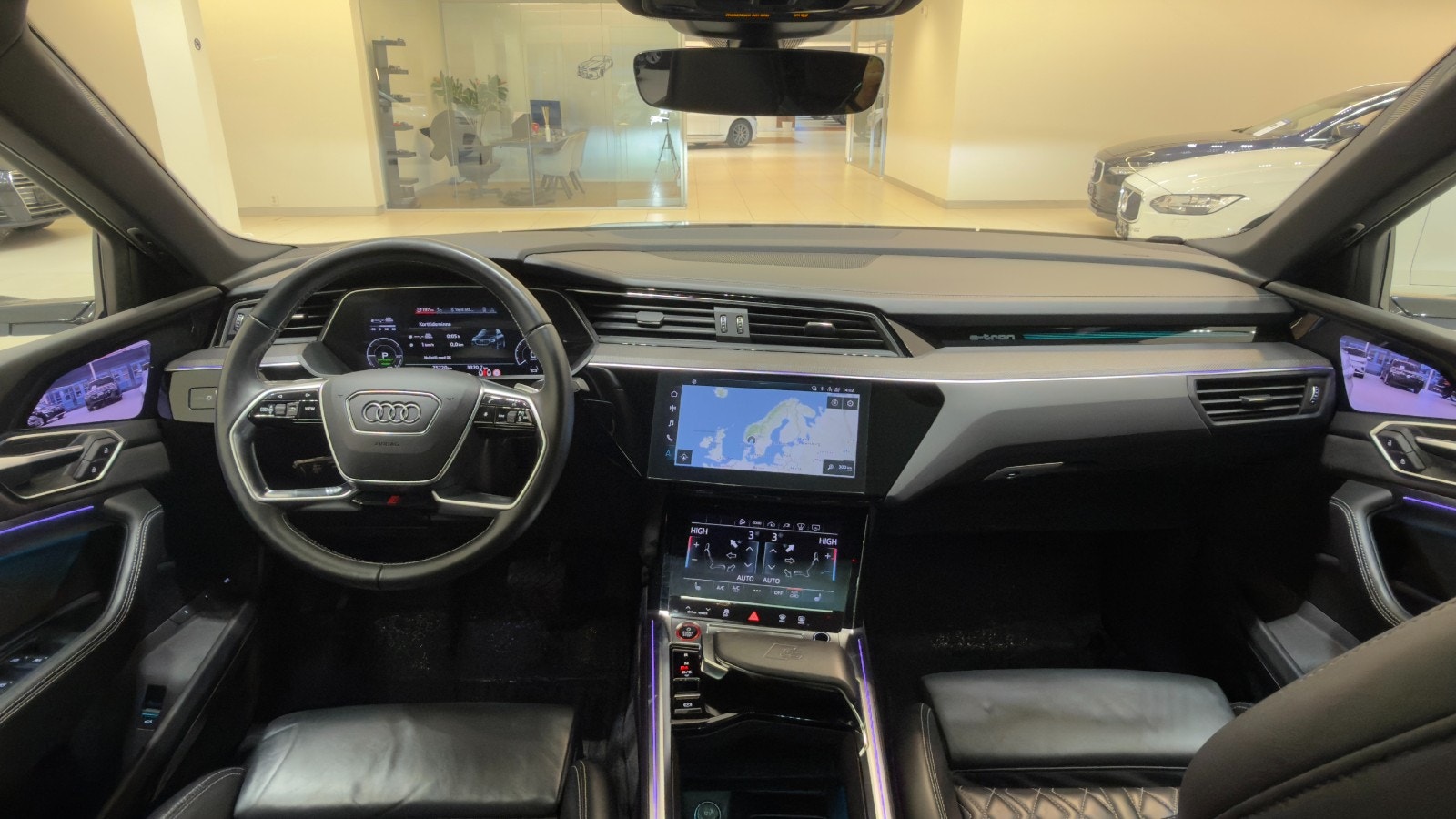Hovedbilde av Audi e-tron S
