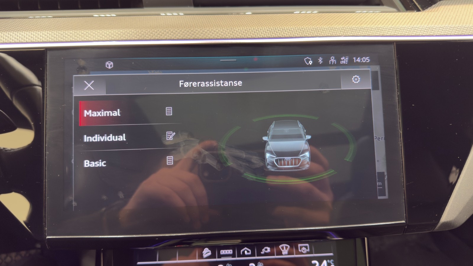 Hovedbilde av Audi e-tron S