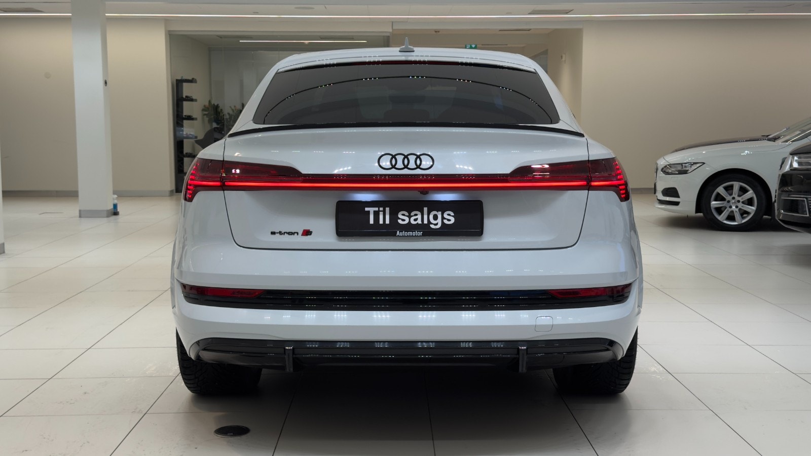Hovedbilde av Audi e-tron S