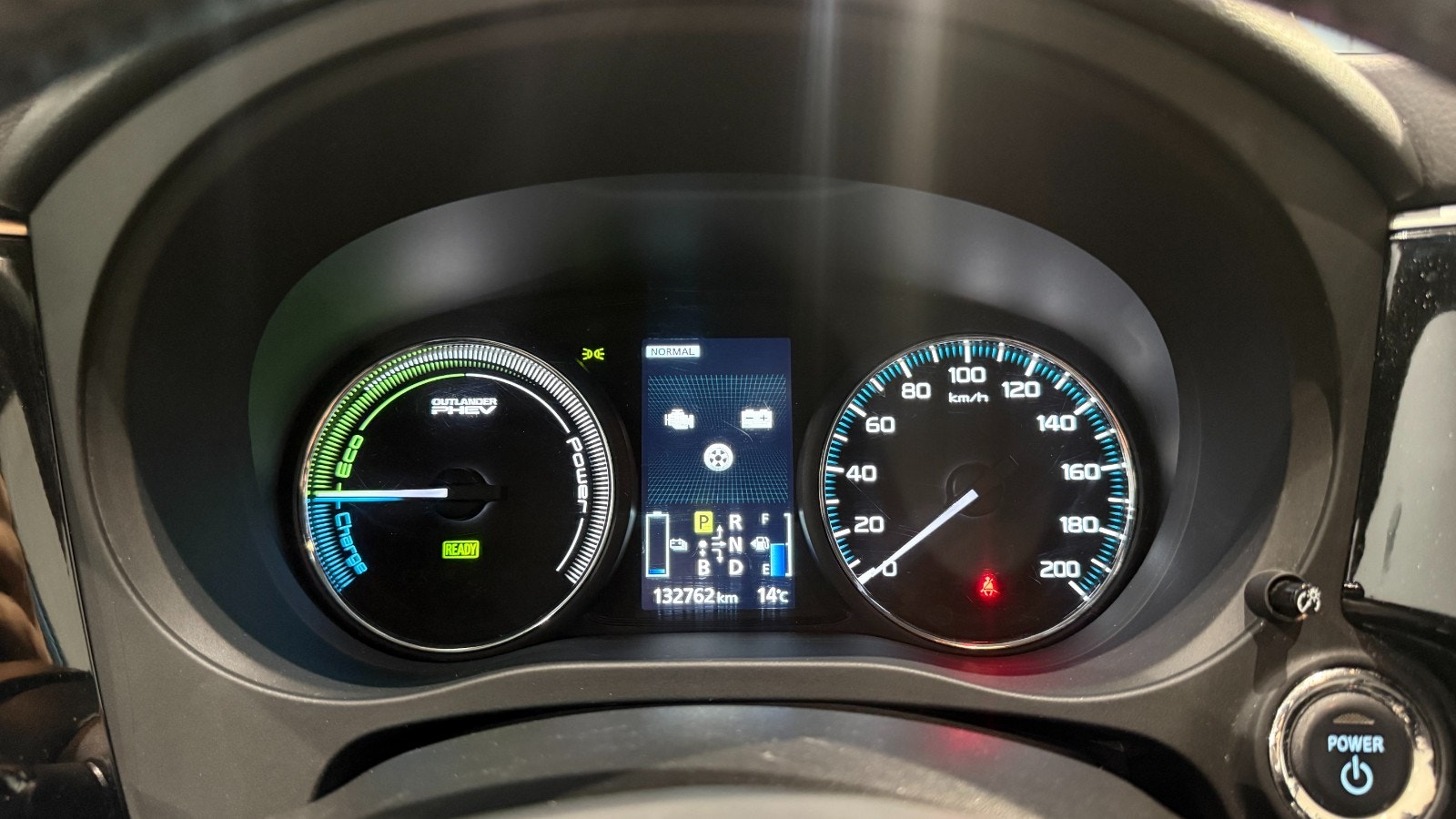 Hovedbilde av Mitsubishi Outlander