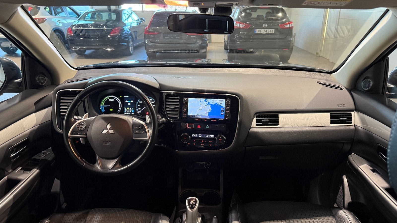 Hovedbilde av Mitsubishi Outlander