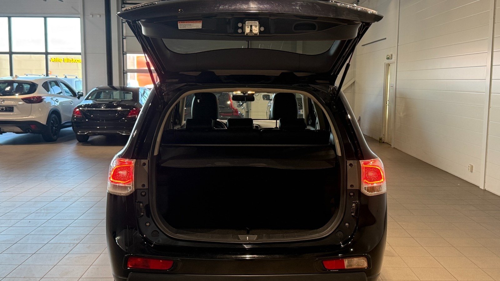 Hovedbilde av Mitsubishi Outlander