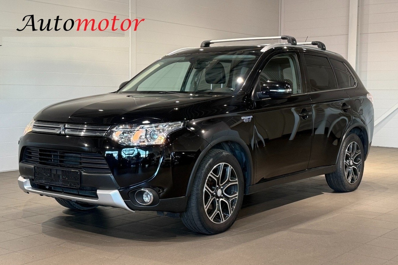 Hovedbilde av Mitsubishi Outlander