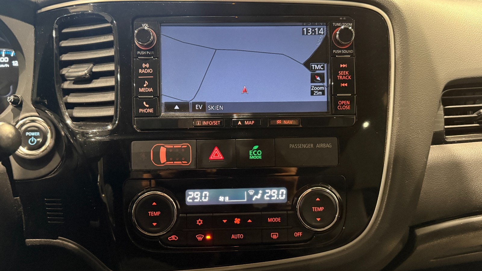 Hovedbilde av Mitsubishi Outlander