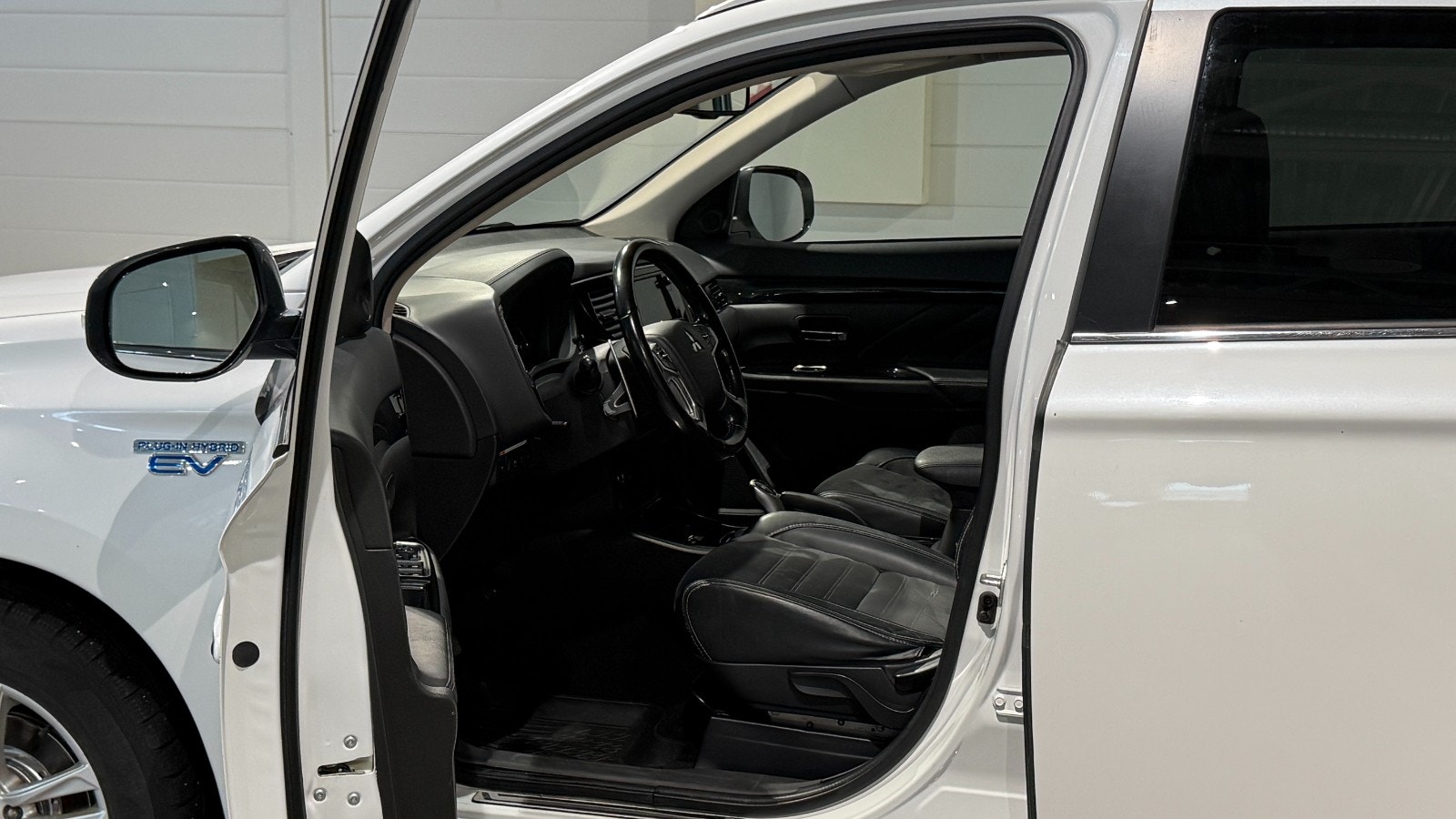 Hovedbilde av Mitsubishi Outlander