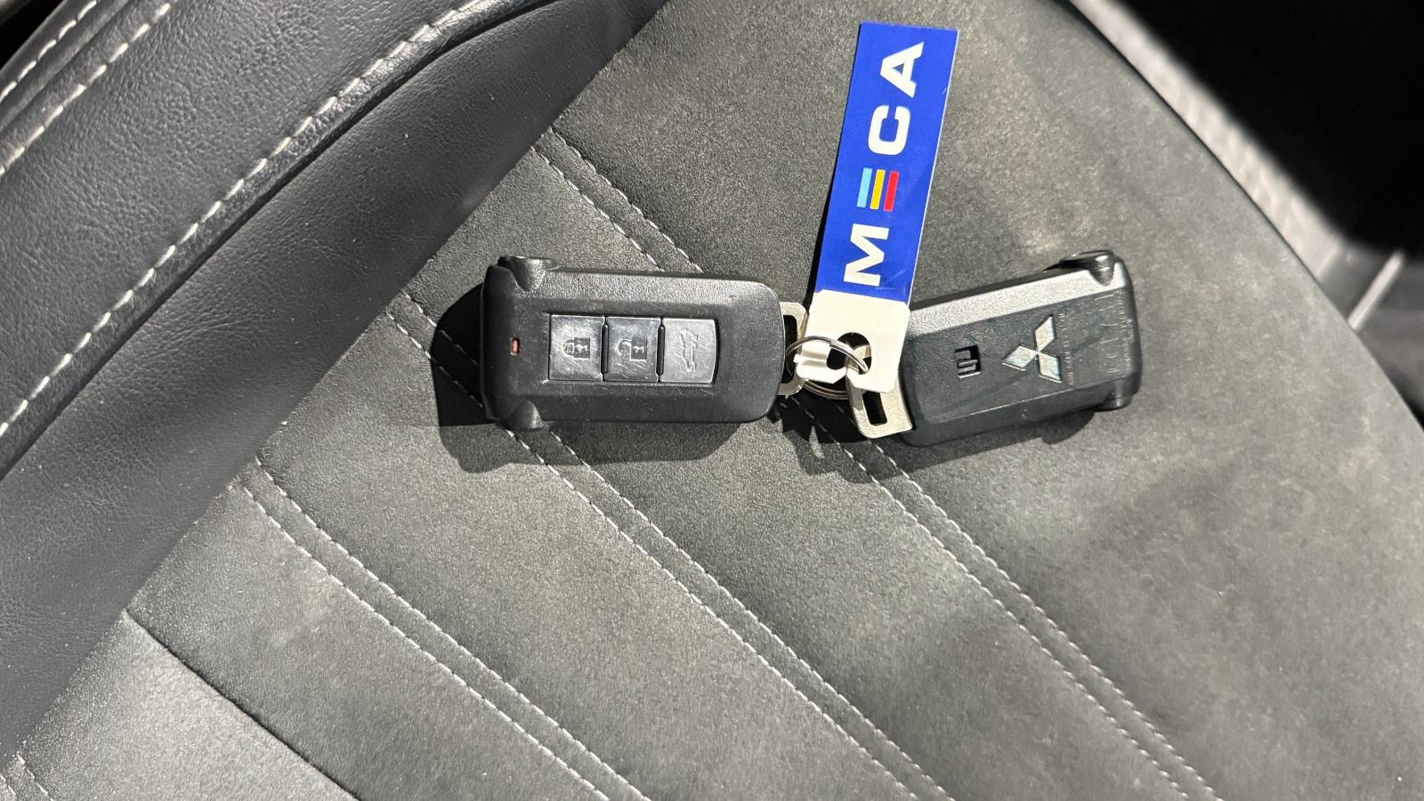 Hovedbilde av Mitsubishi Outlander