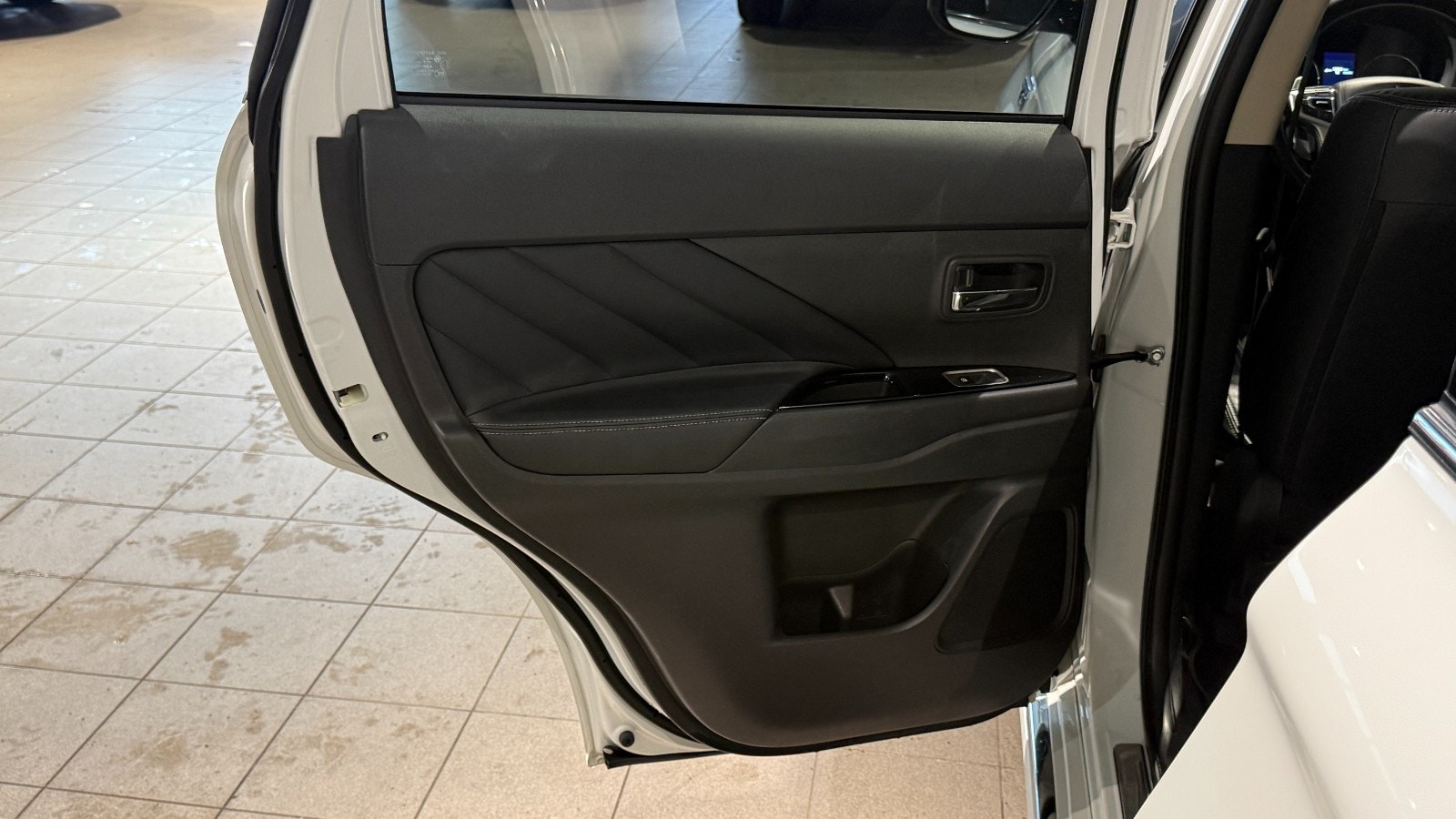 Hovedbilde av Mitsubishi Outlander