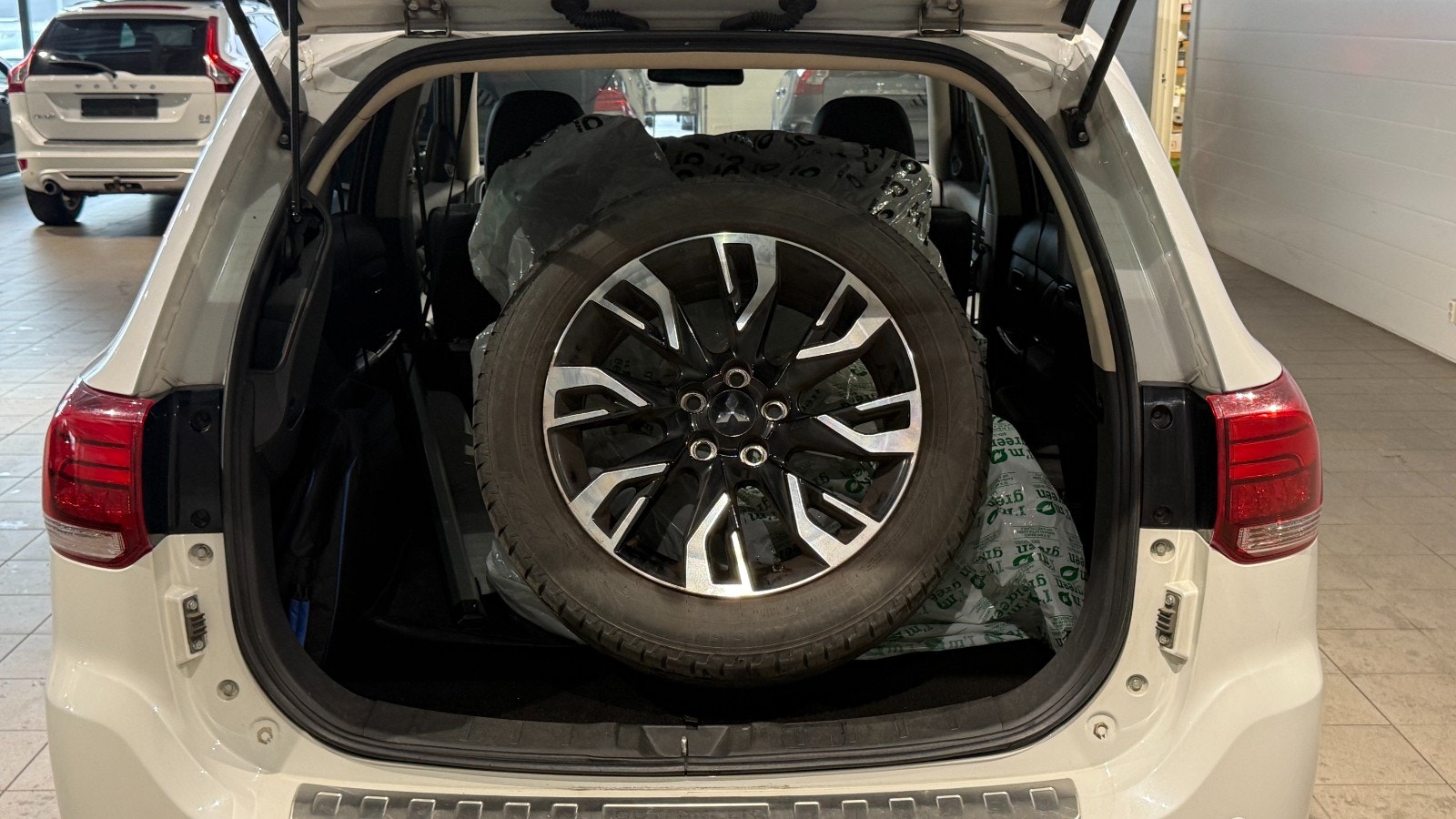 Hovedbilde av Mitsubishi Outlander