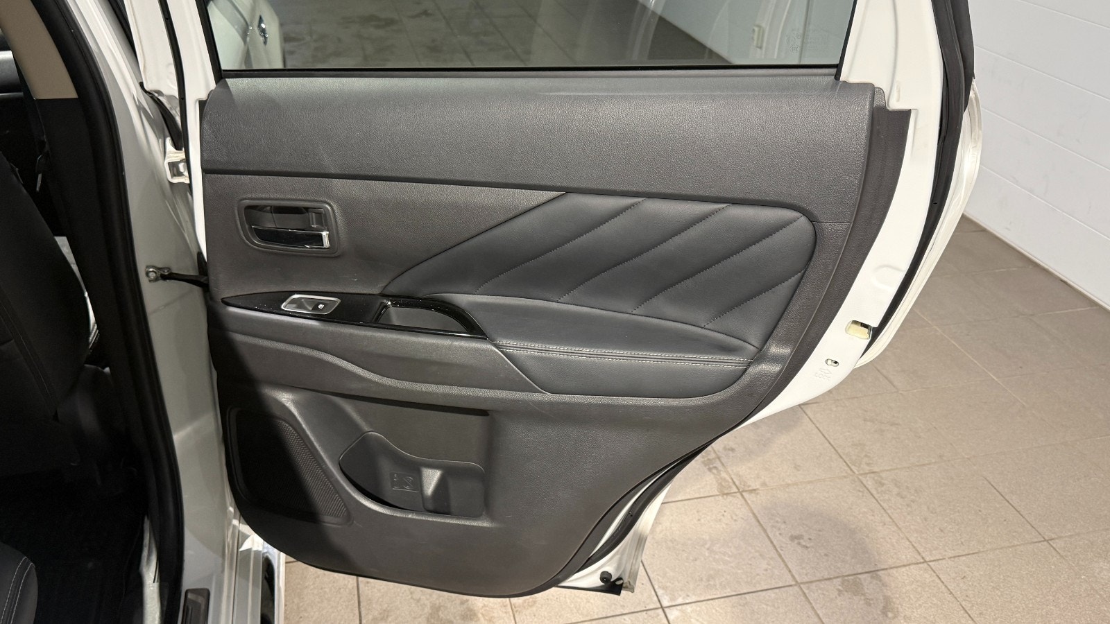 Hovedbilde av Mitsubishi Outlander