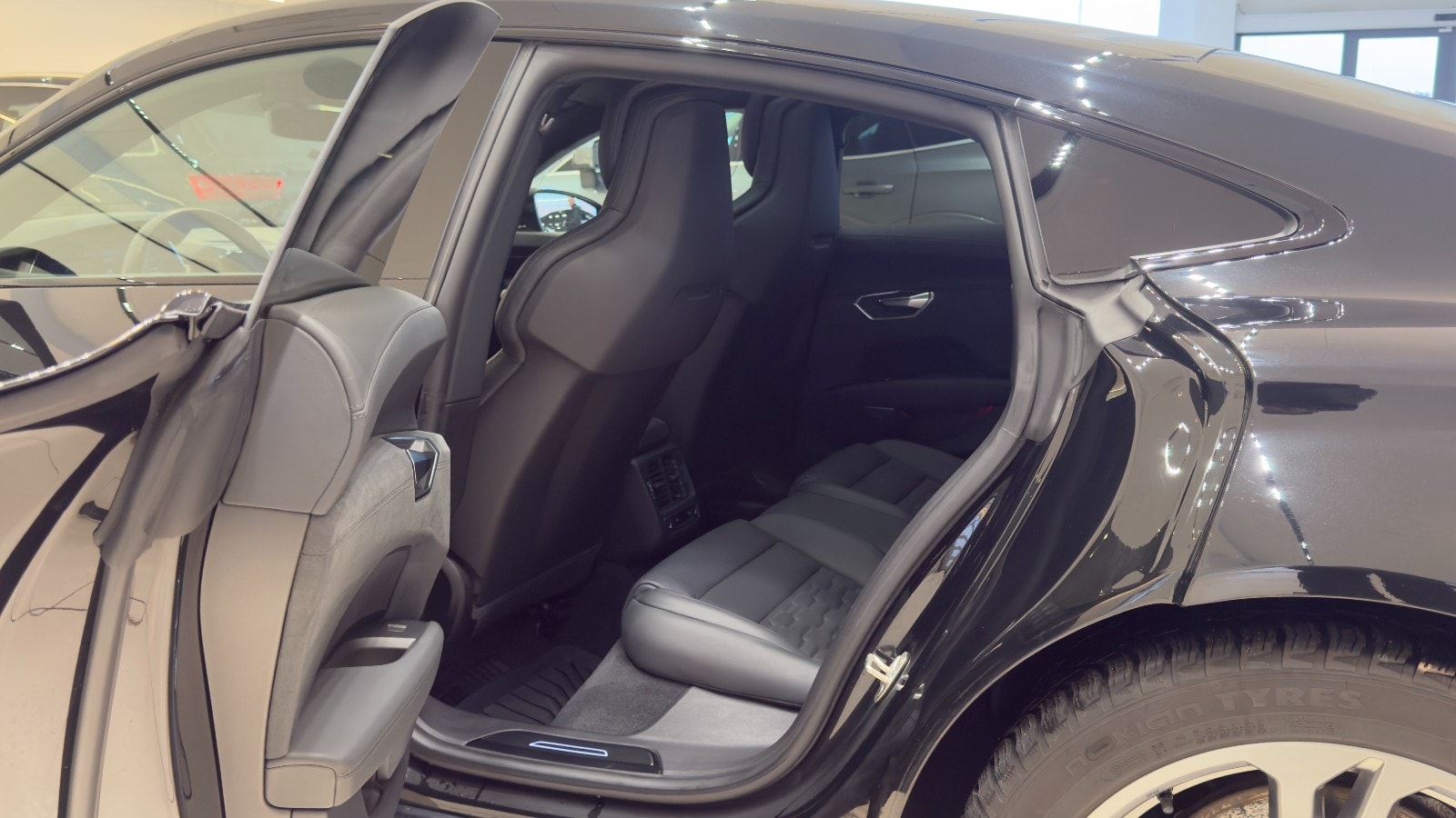 Hovedbilde av Audi e-tron GT