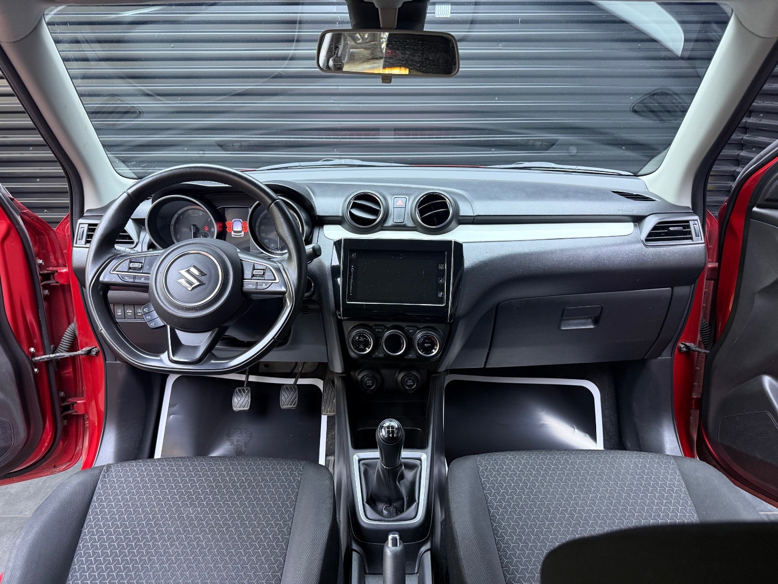 Hovedbilde av Suzuki Swift