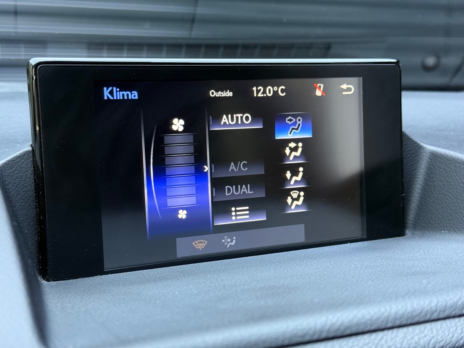 Hovedbilde av Lexus CT200h