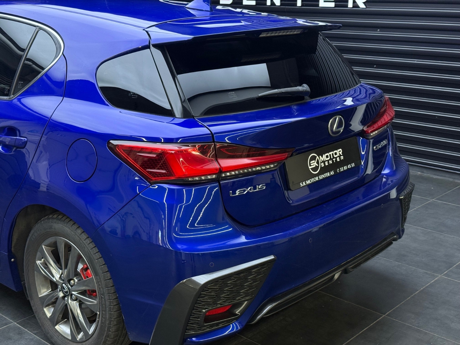 Hovedbilde av Lexus CT200h