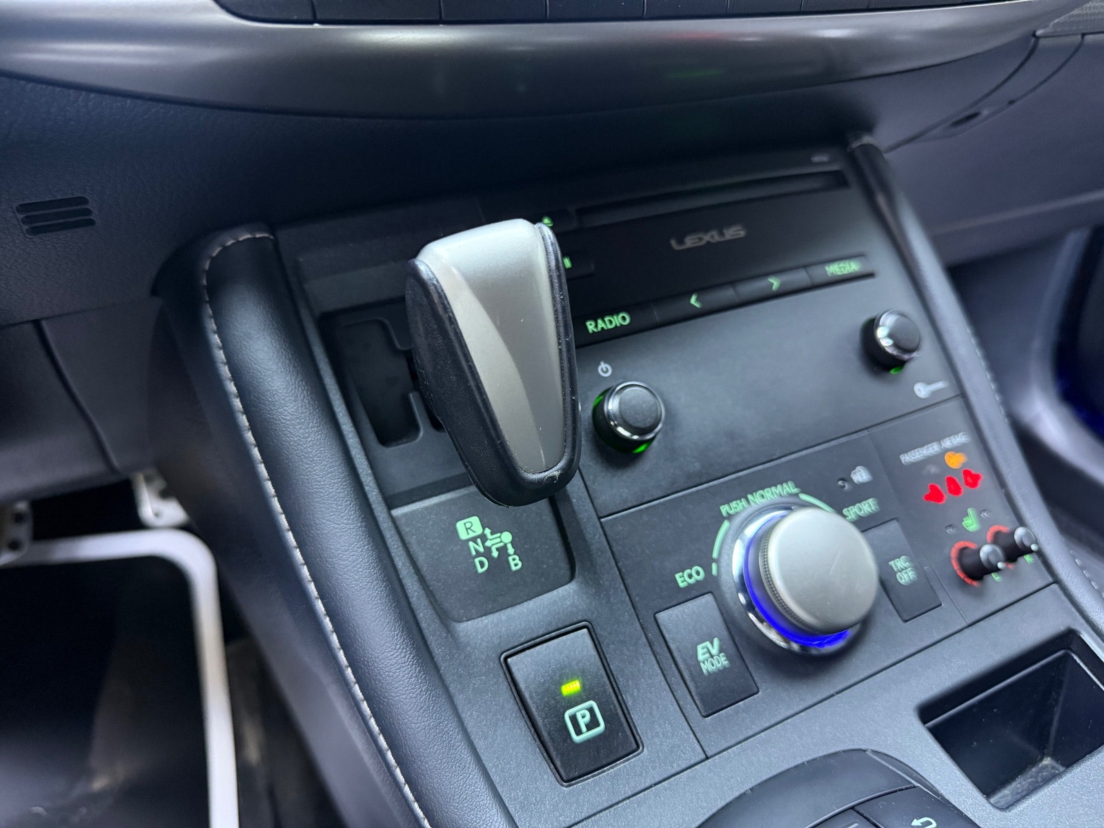 Hovedbilde av Lexus CT200h