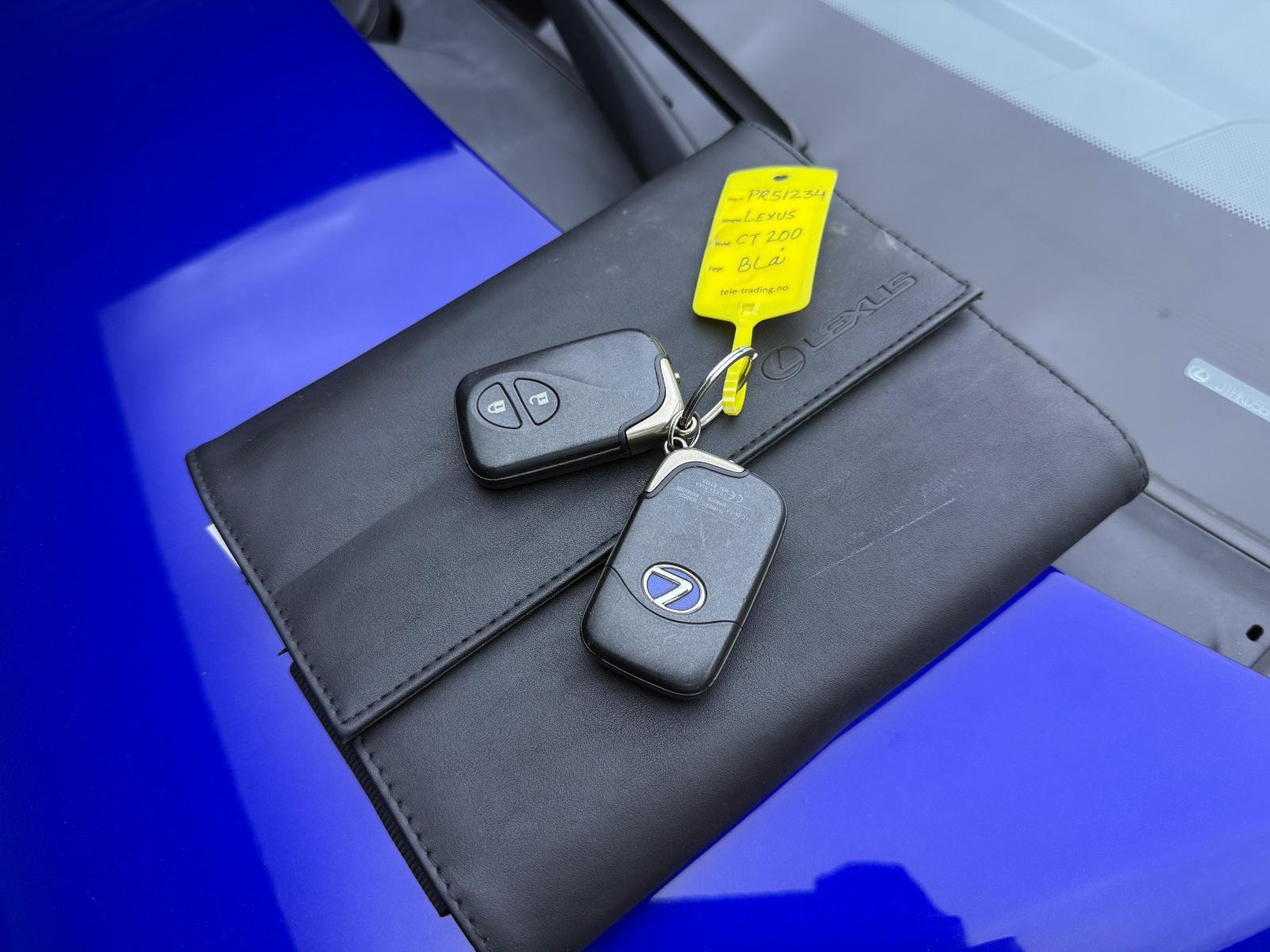 Hovedbilde av Lexus CT200h