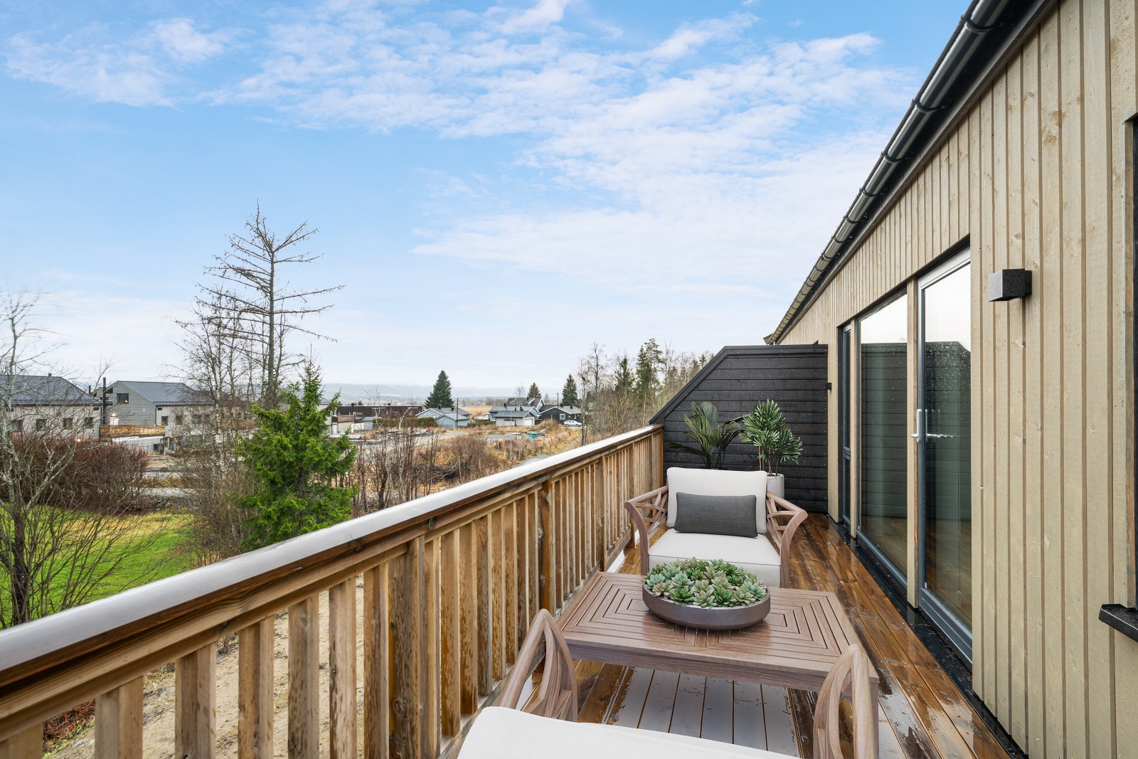 Bilder fra lignende enhet