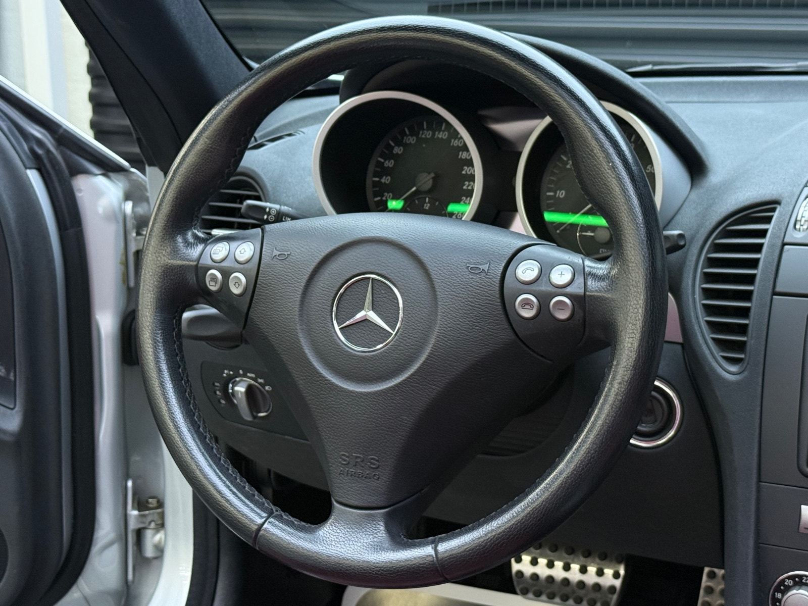 Hovedbilde av Mercedes-Benz SLK350