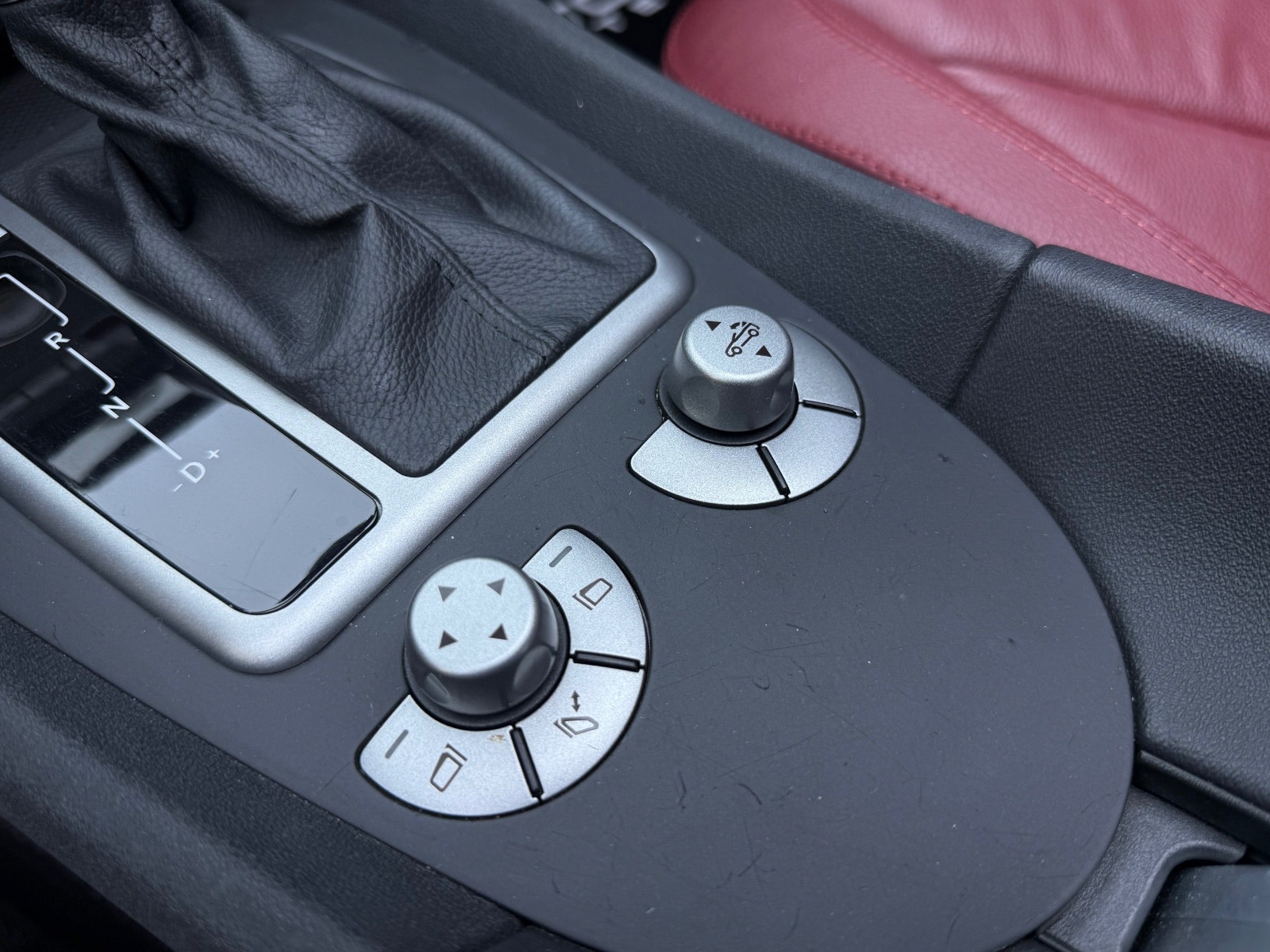 Hovedbilde av Mercedes-Benz SLK350
