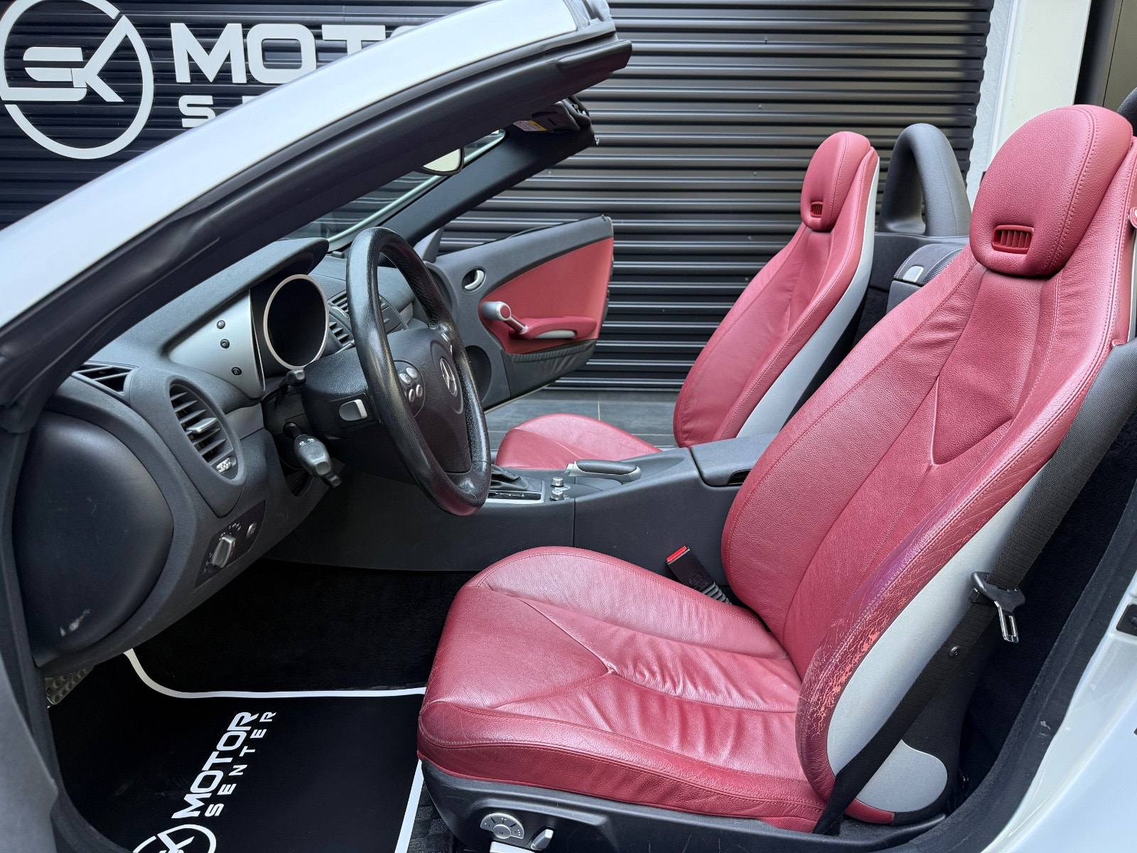 Hovedbilde av Mercedes-Benz SLK350