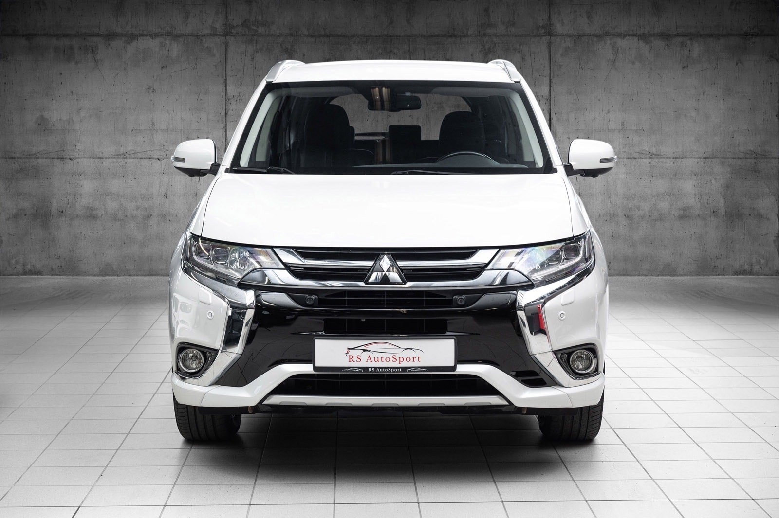 Hovedbilde av Mitsubishi Outlander